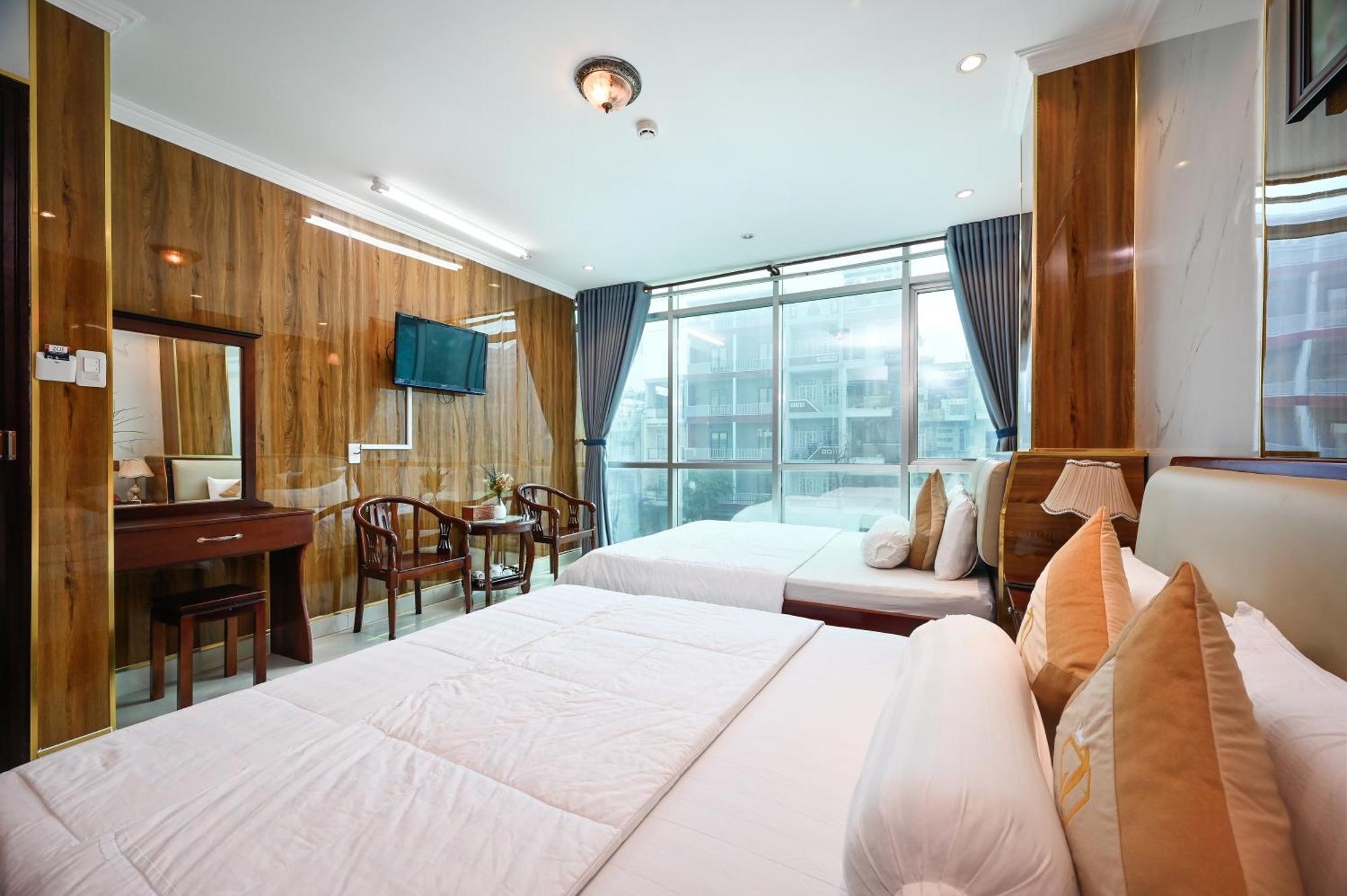 Phòng Deluxe 4 Người