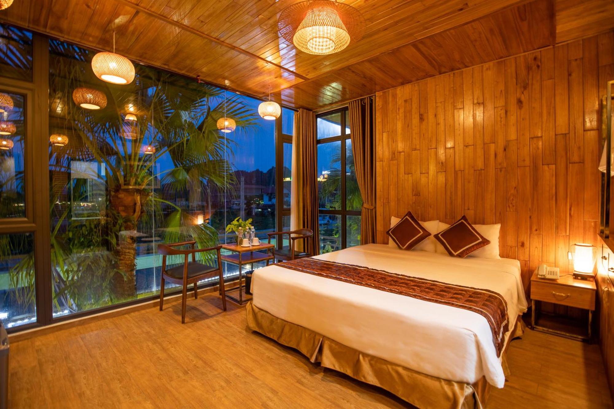 Double Room with Pool View
