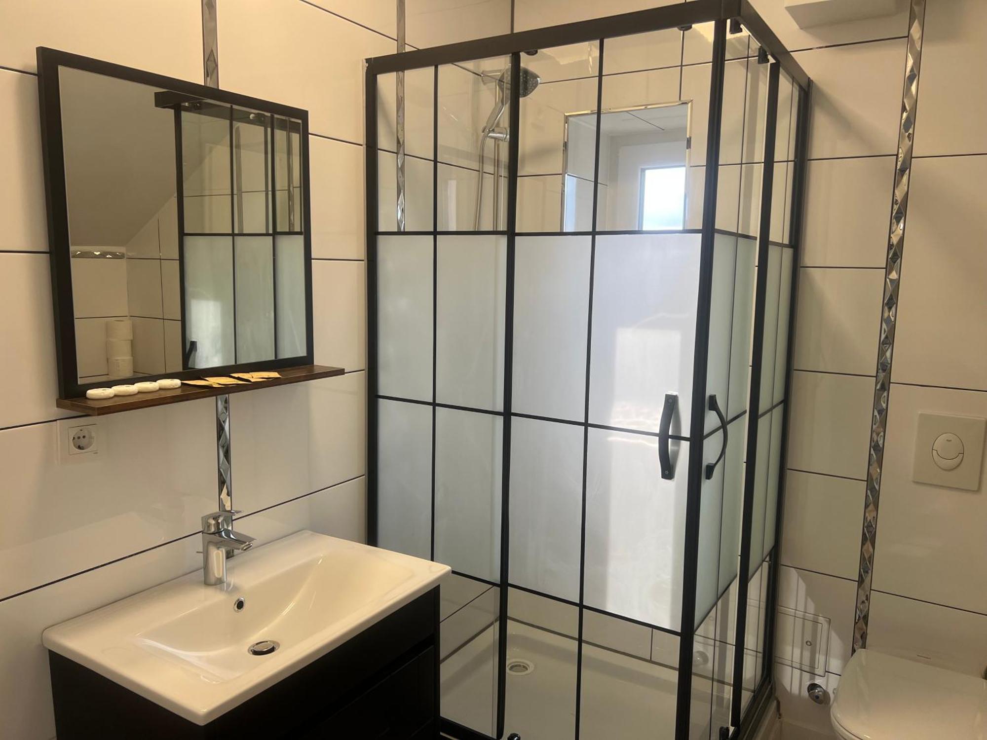 Dreibettzimmer mit Küche
