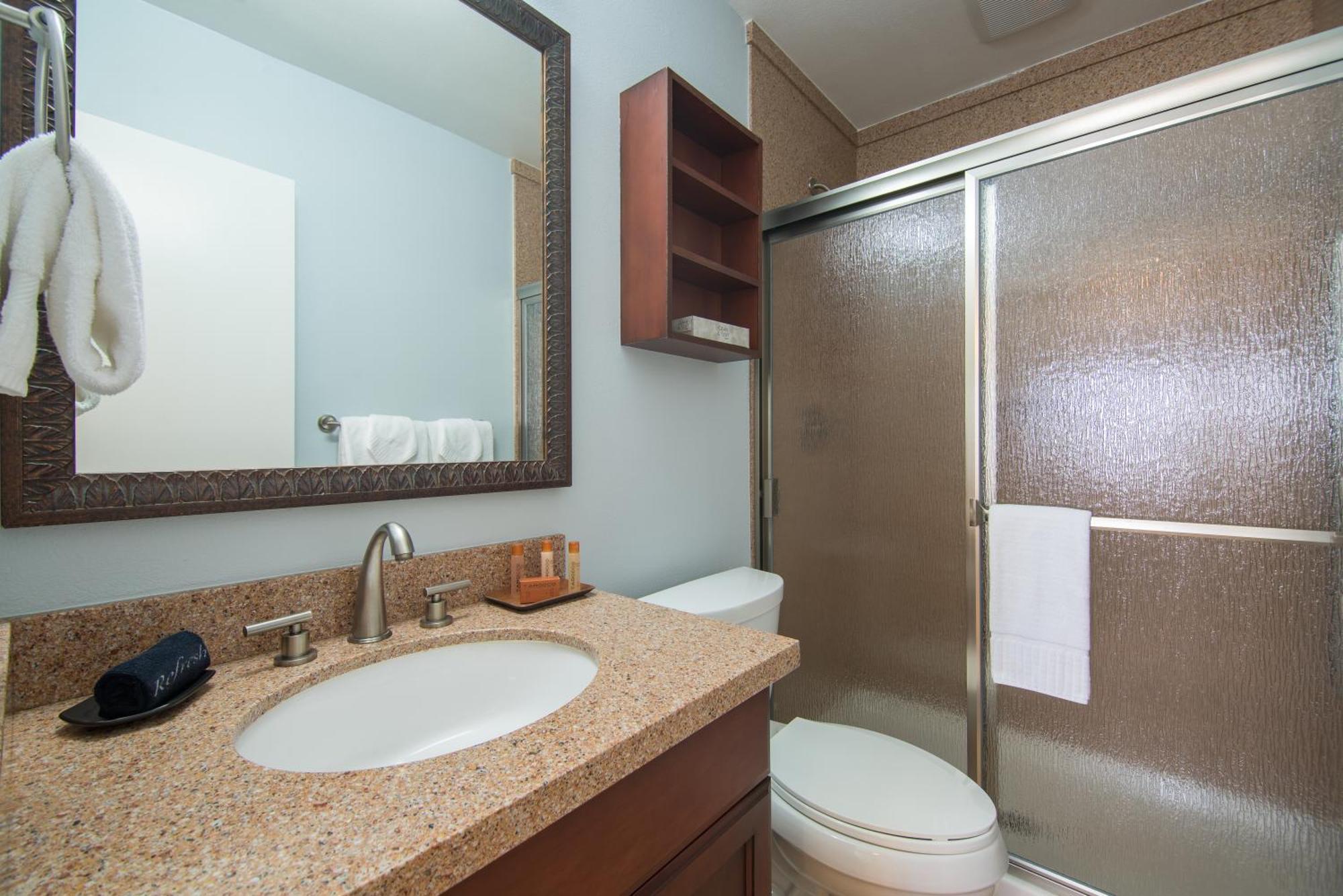 Queen Studio Suite