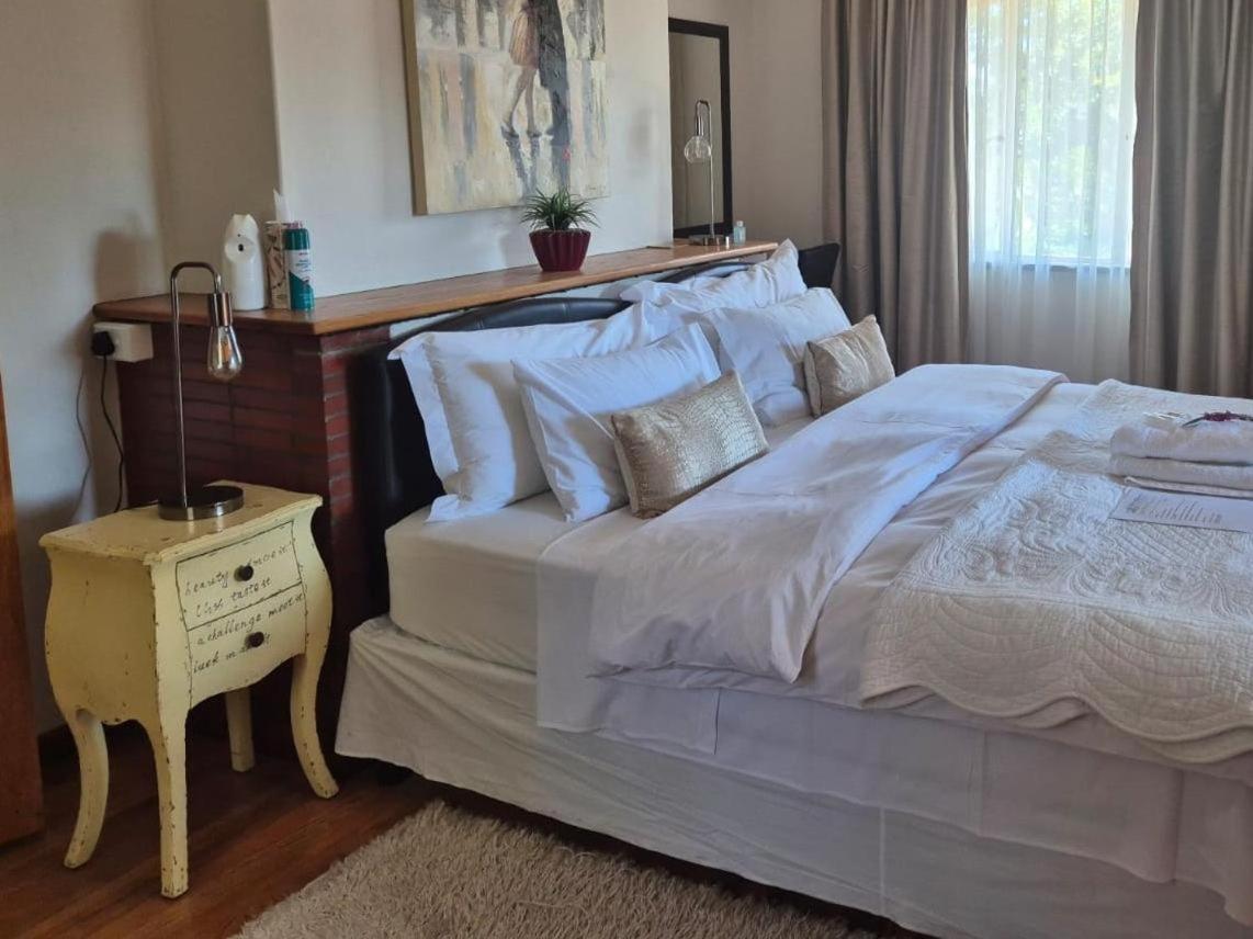 Premier King Room
