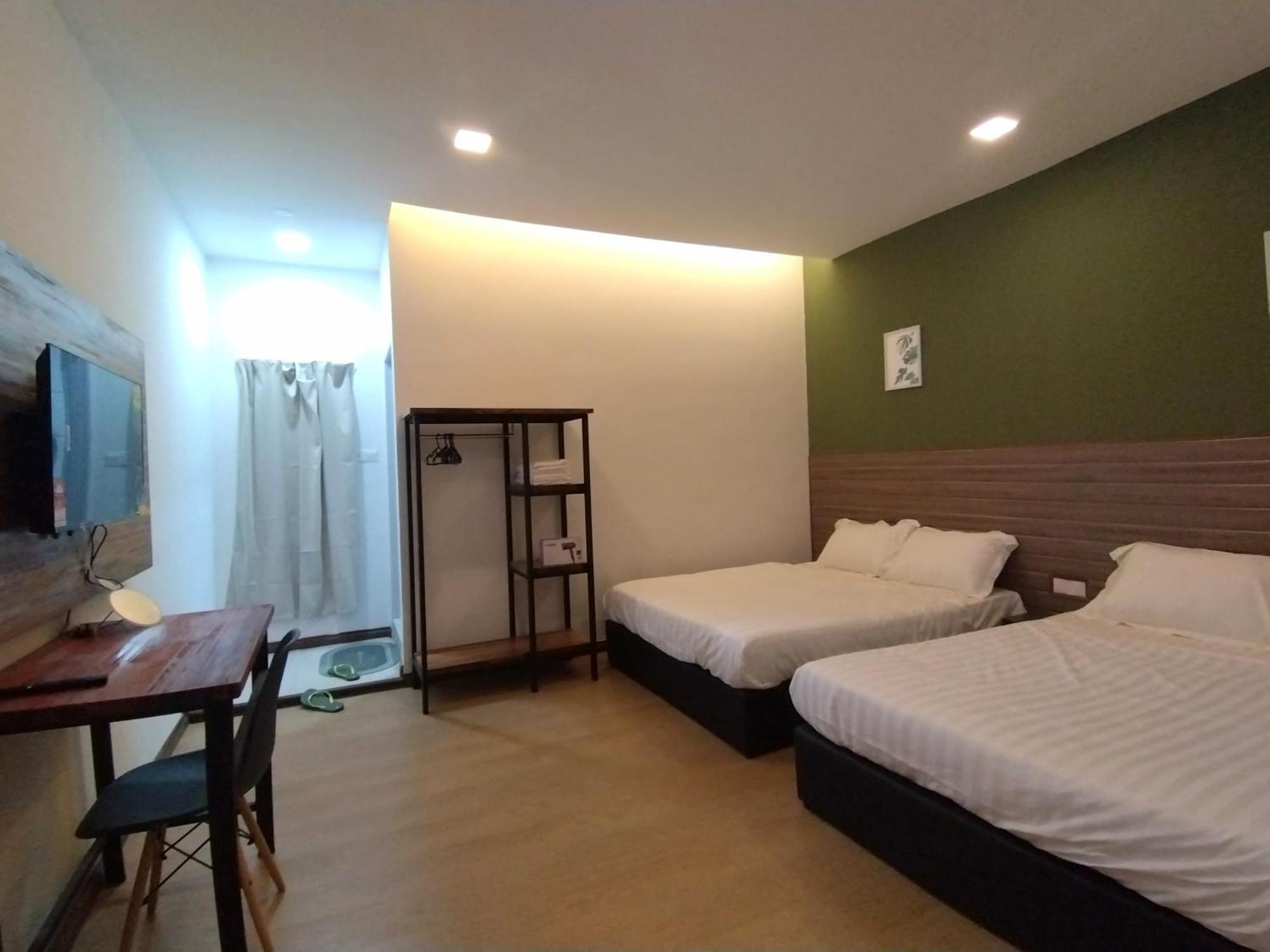 Deluxe Family Room