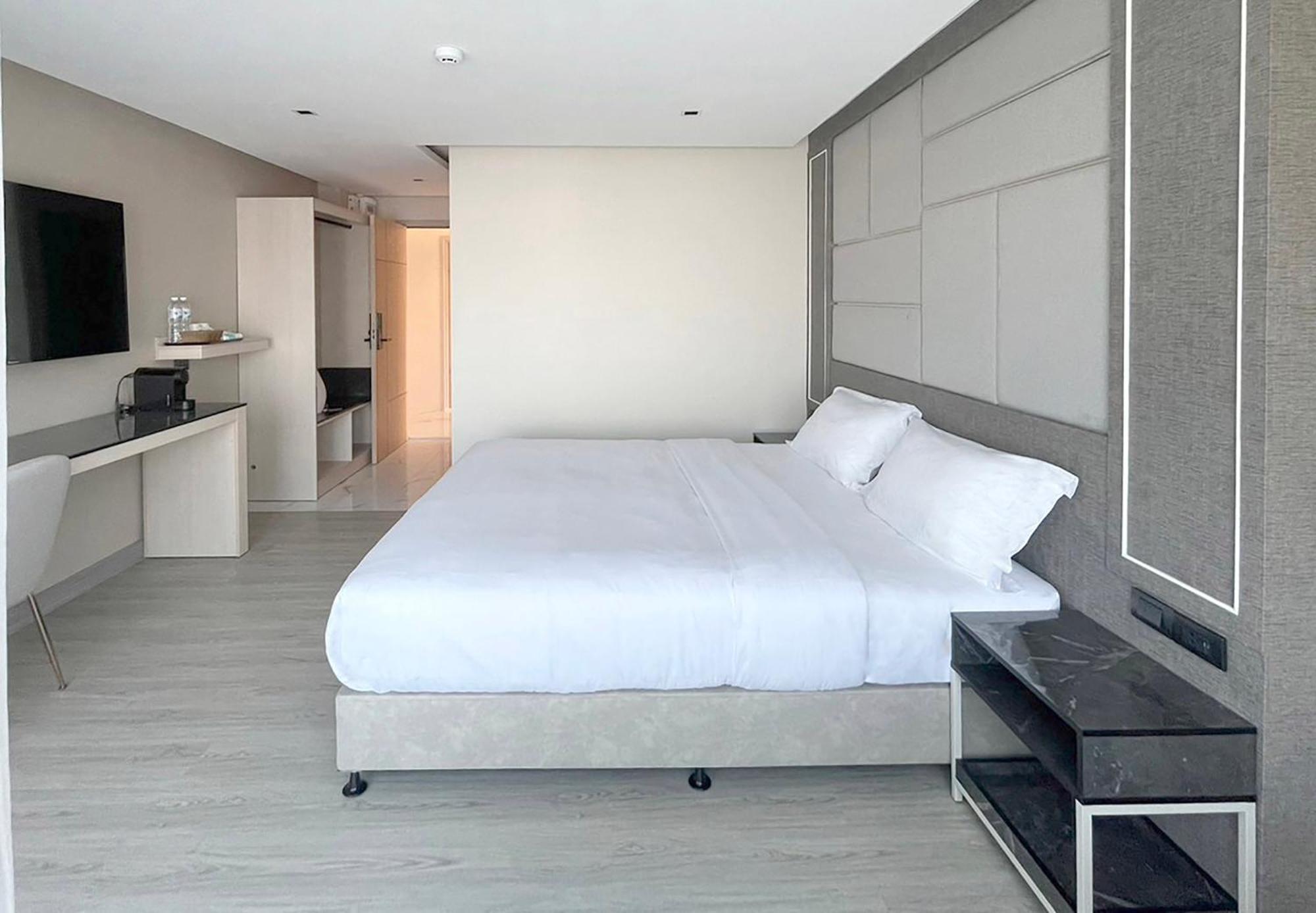 ห้องดีลักซ์เตียงใหญ่
