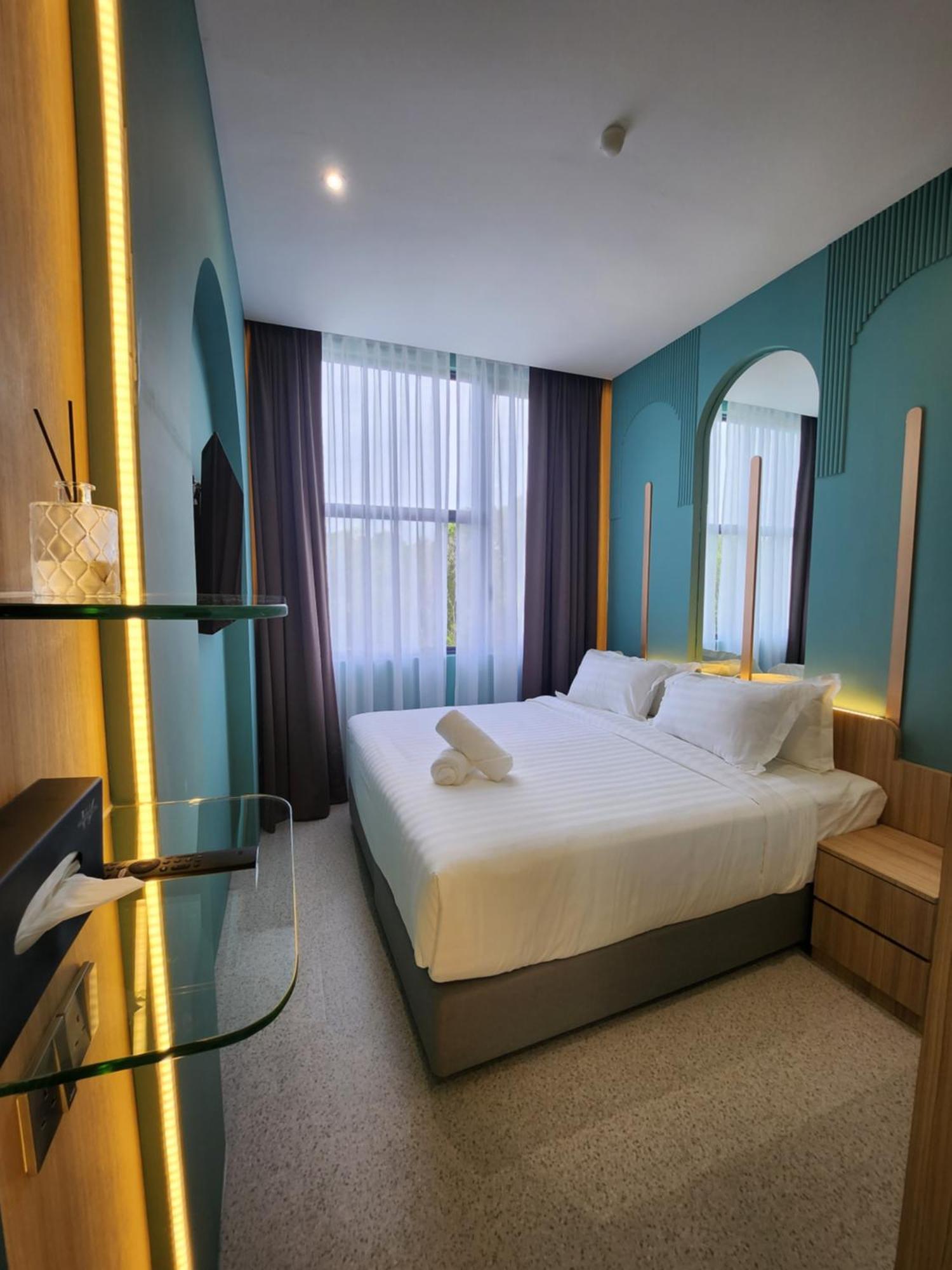 Standard King Room