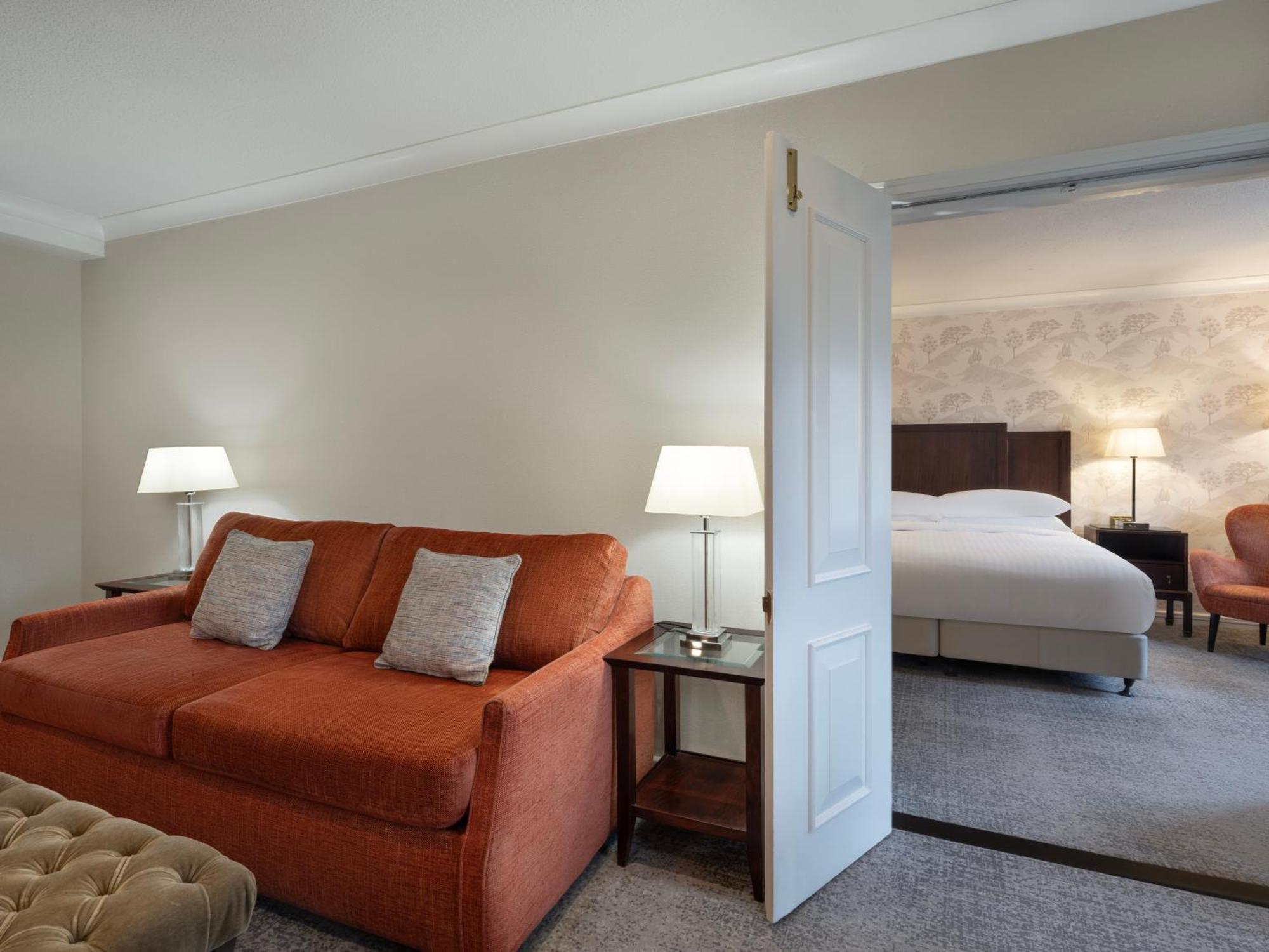 Suite met 1 Slaapkamer met Kingsize Bed en Slaapbank