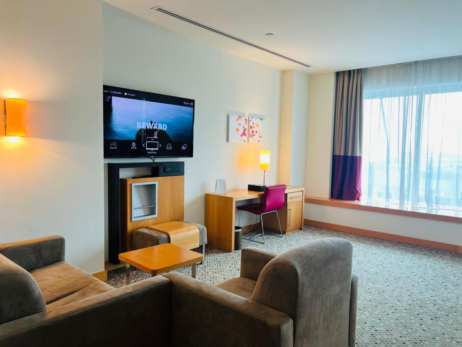 Superior Double Room with Sofa