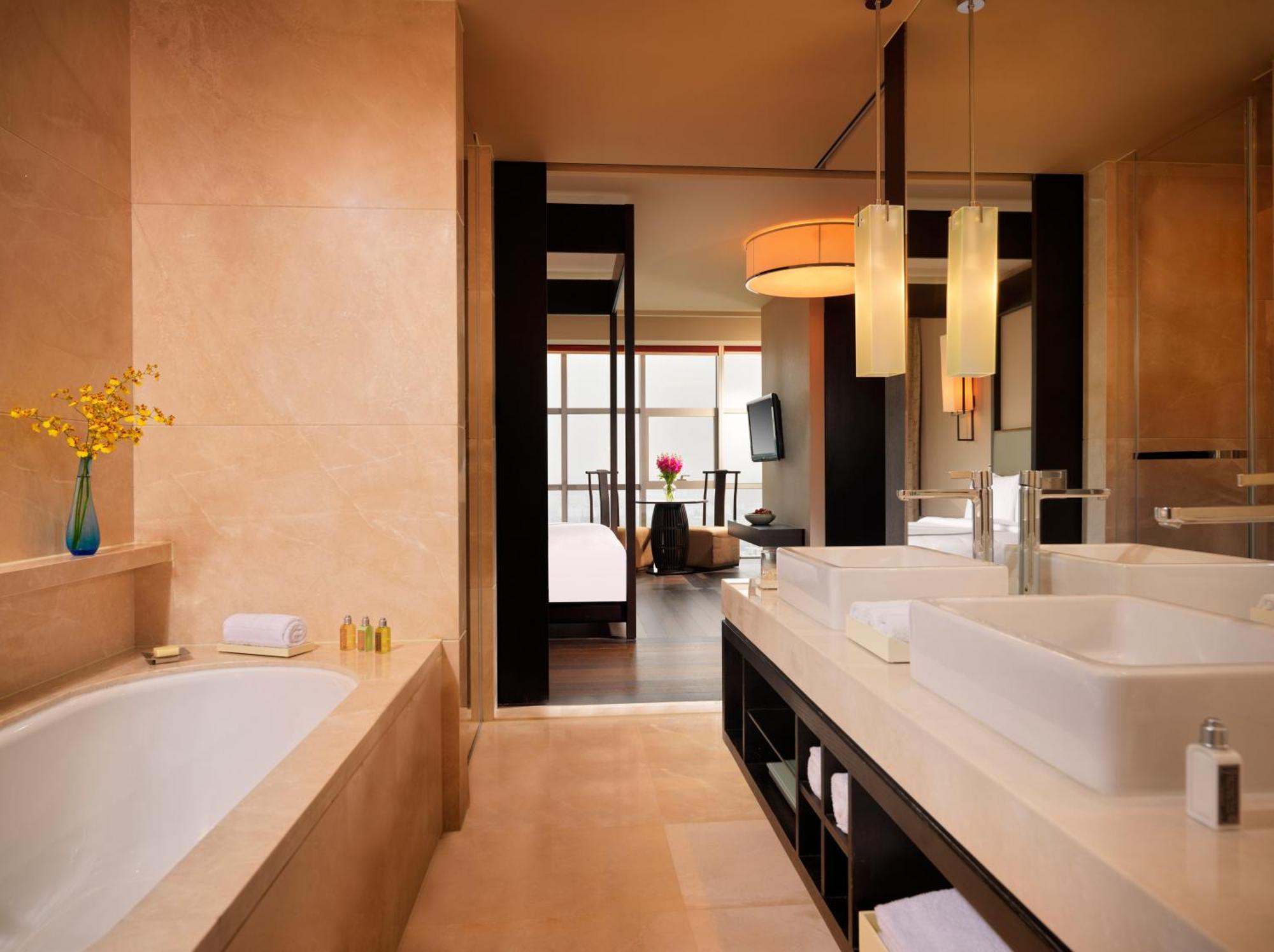 Executive Grand Deluxe Twin Room