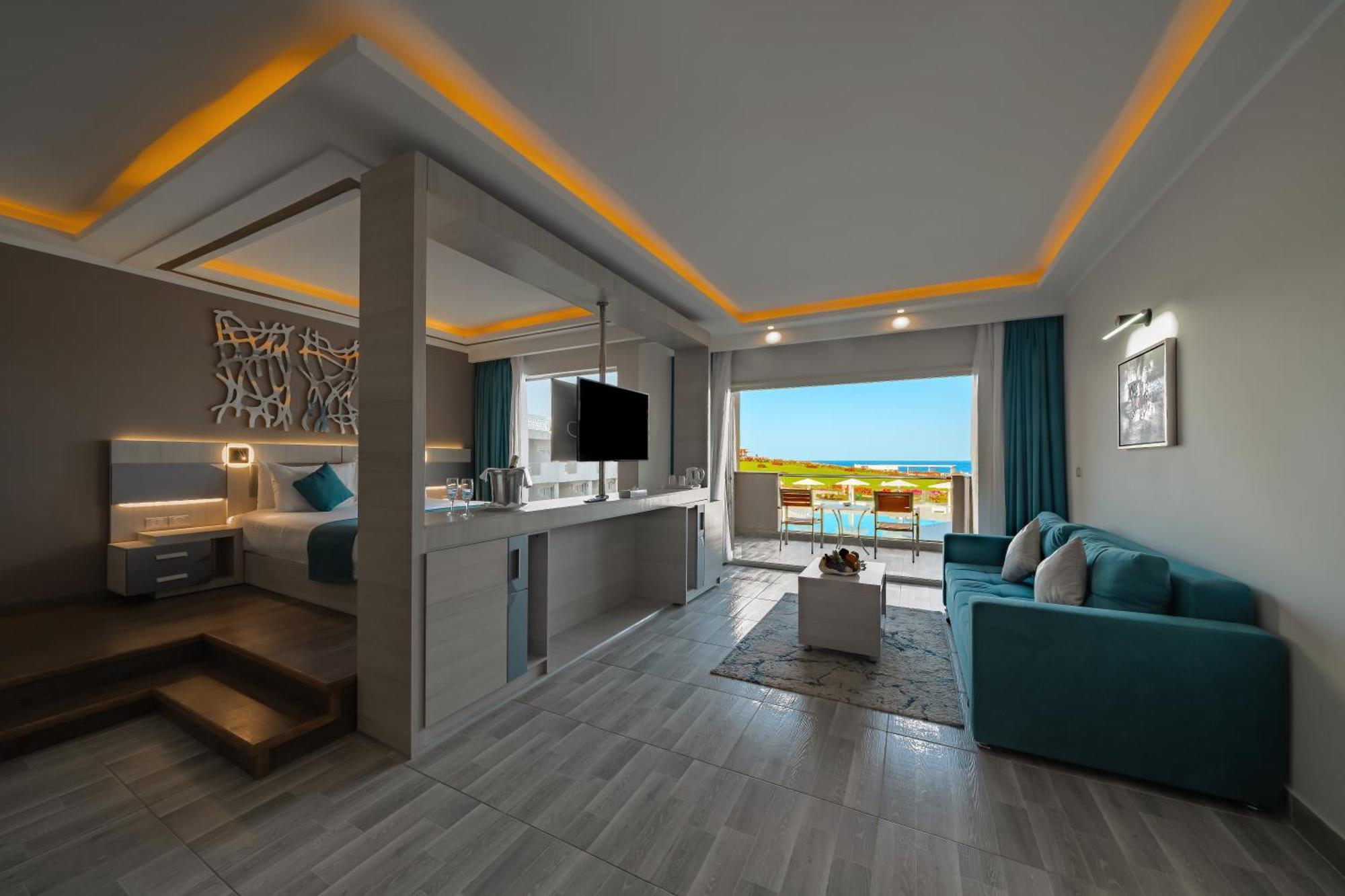 Suite with Sea View,1638684420:JPEG