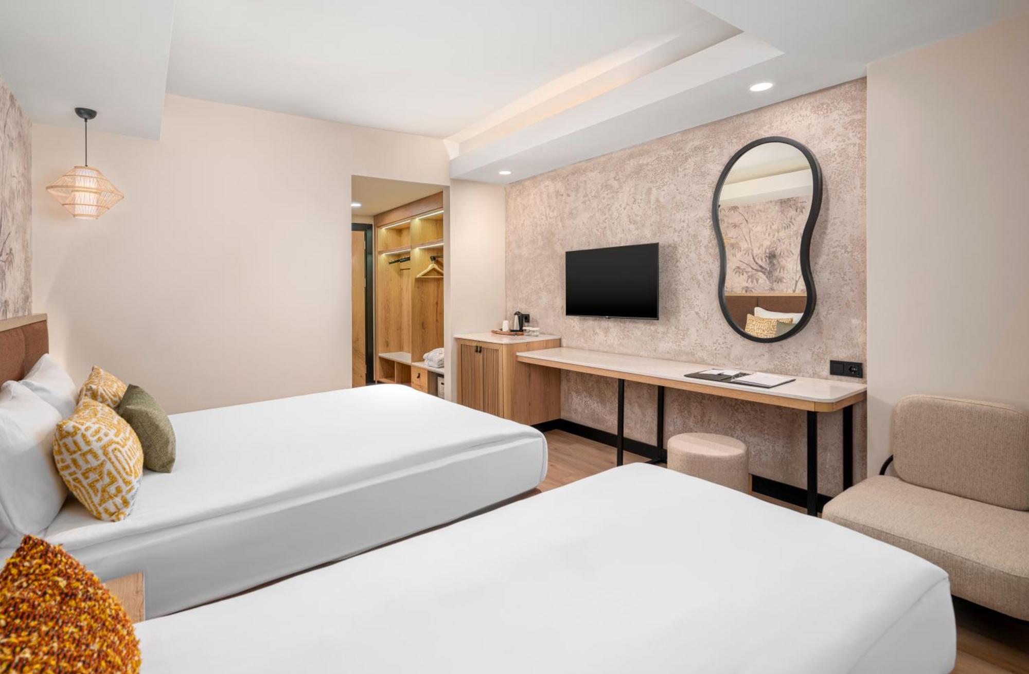 Double Room with Balcony,1639389974:JPEG