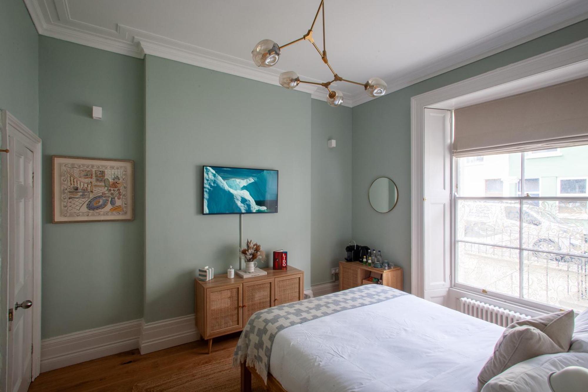 King Room,1639391711:JPEG