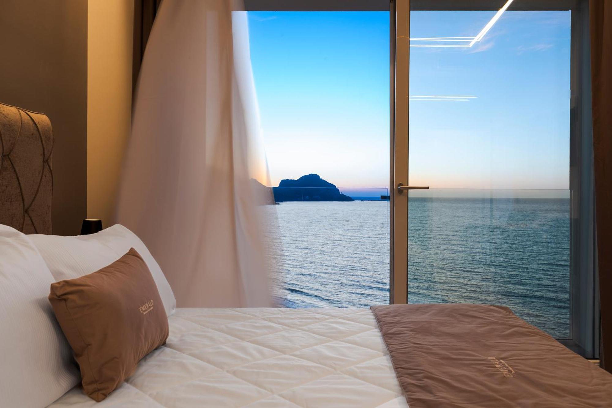 Deluxe Double Room with Sea View