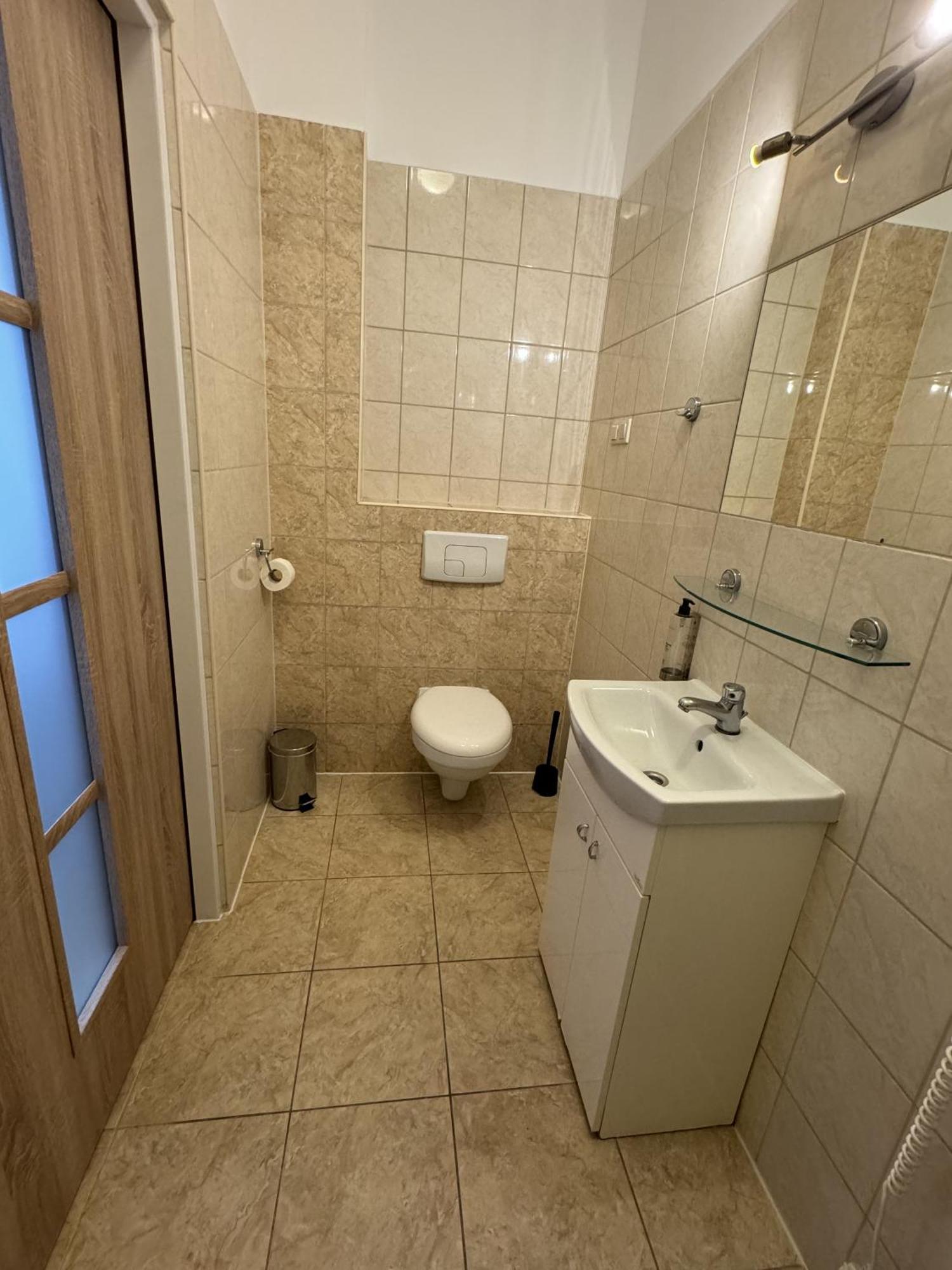 Apartment Shower