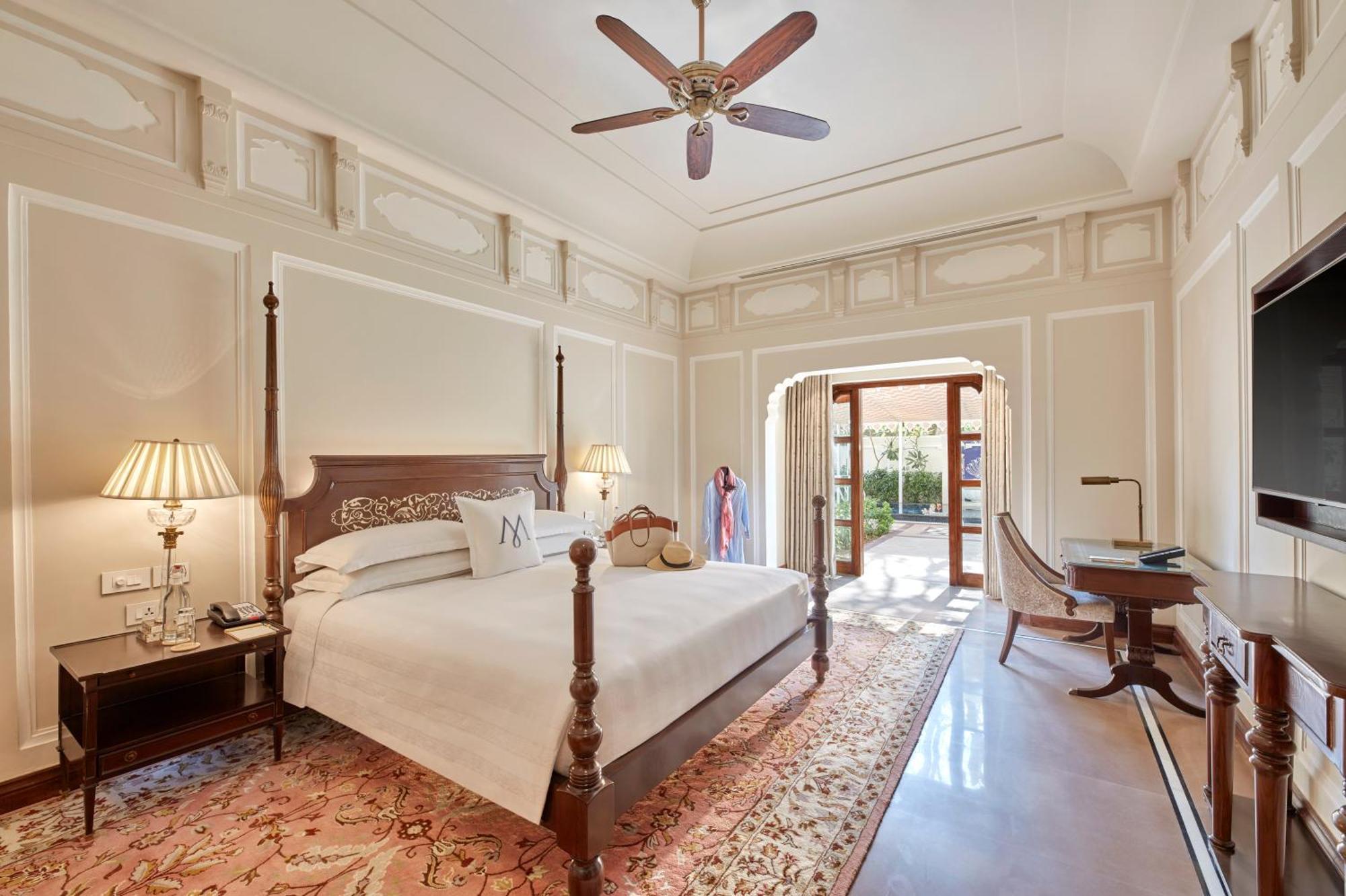Suite with Garden View