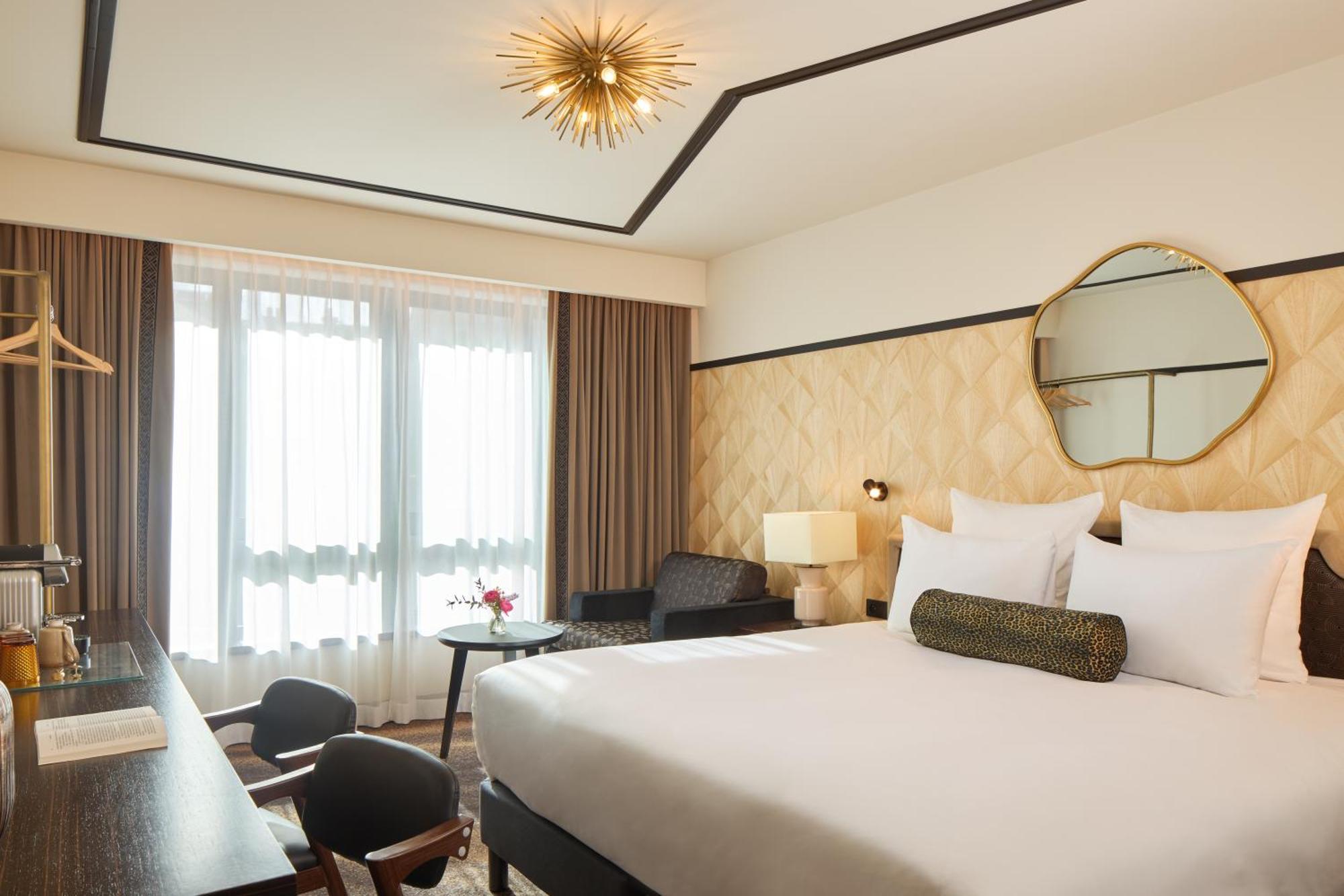 Executive Room