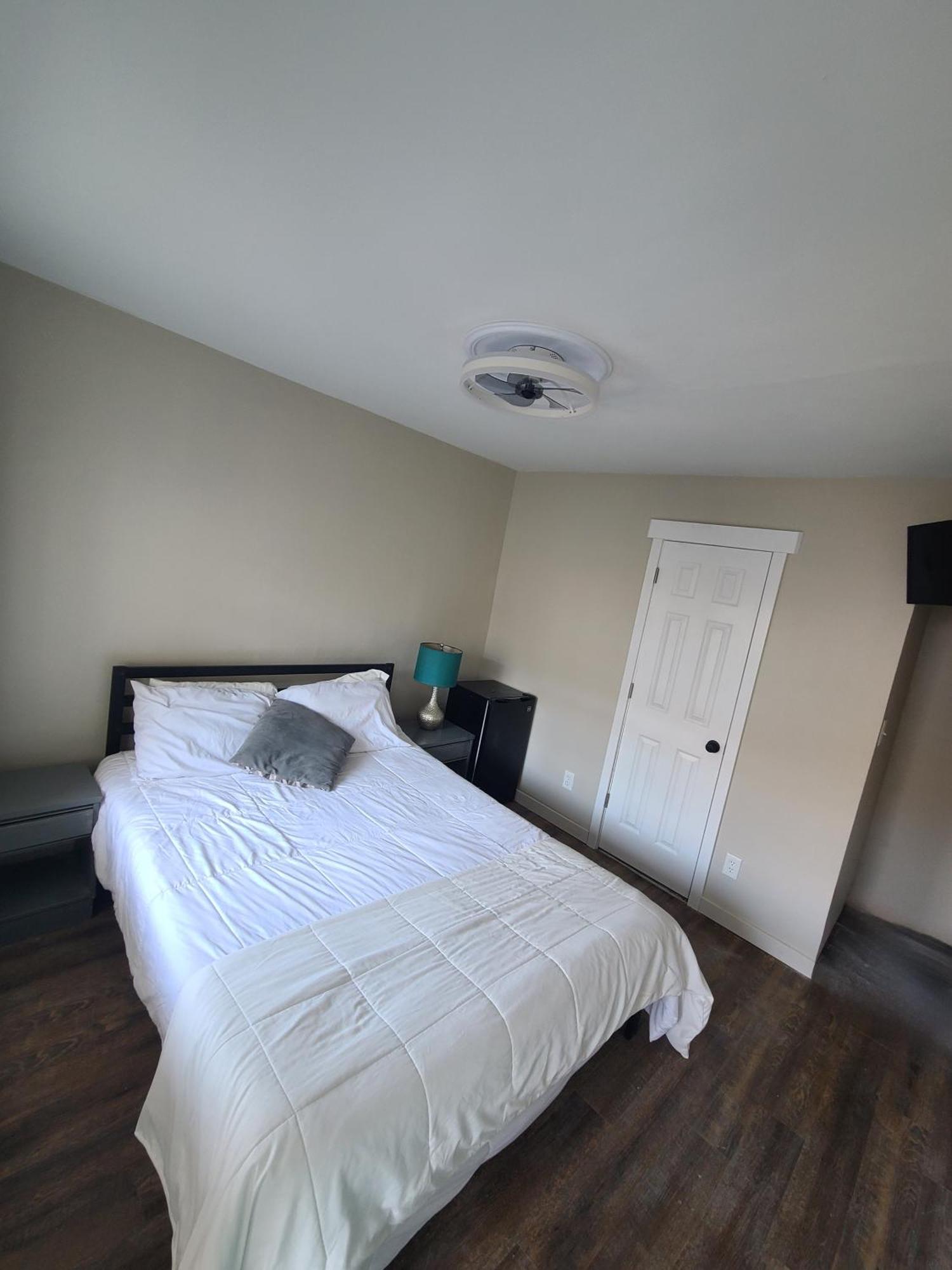 Queen Room with Balcony