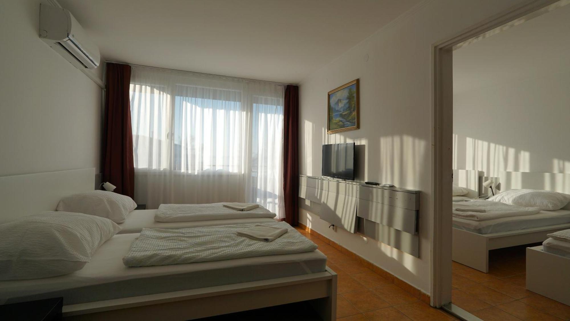 Suite with Balcony and Air Condition
