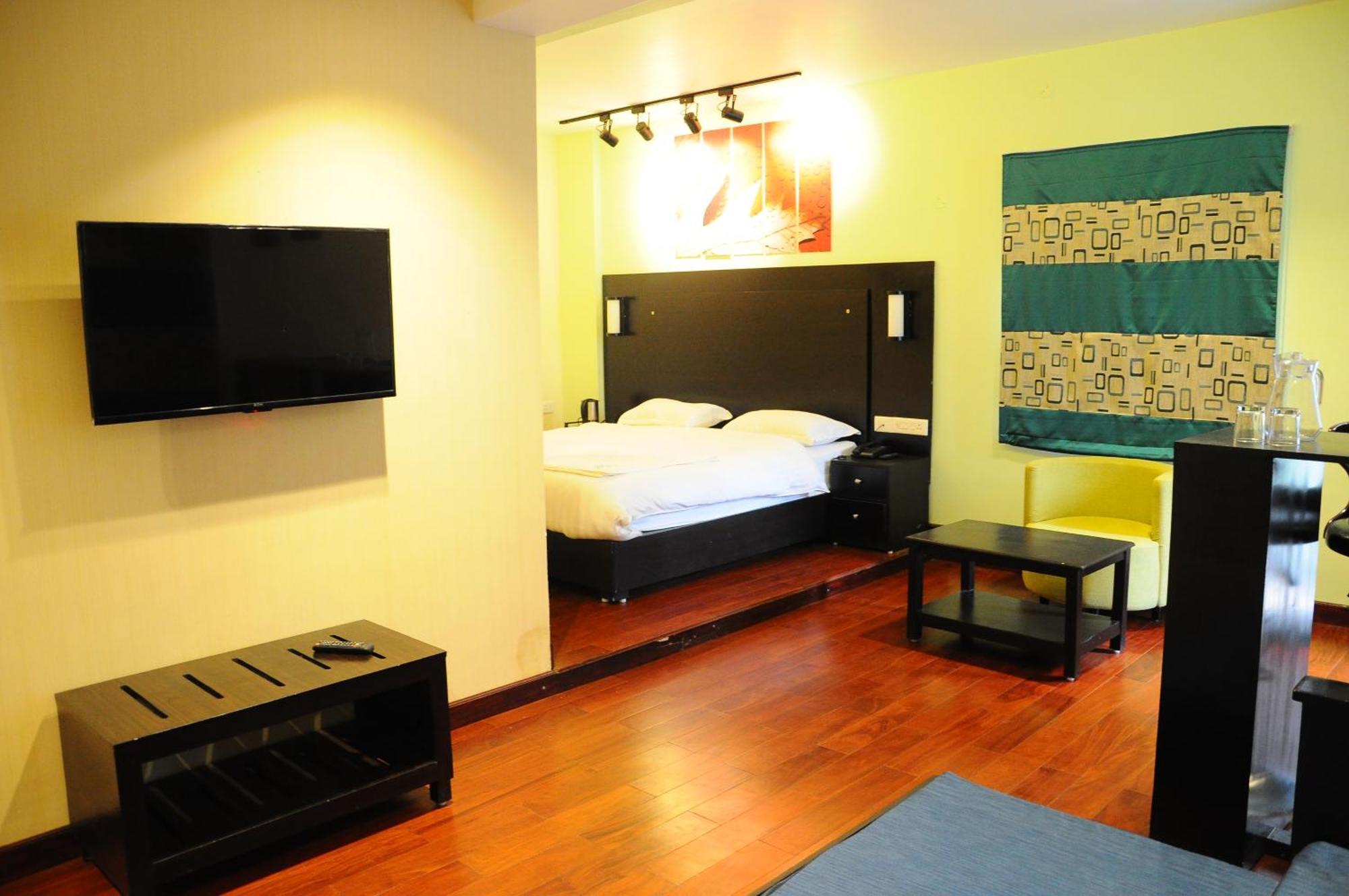 Deluxe Double Room with Balcony