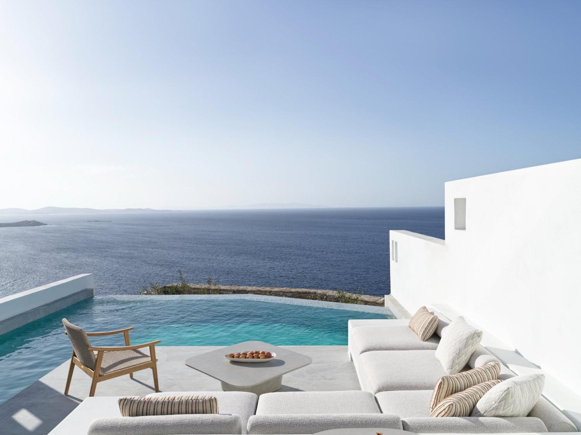 ALPHA One Bedroom Residence with Private Pool & Sea View