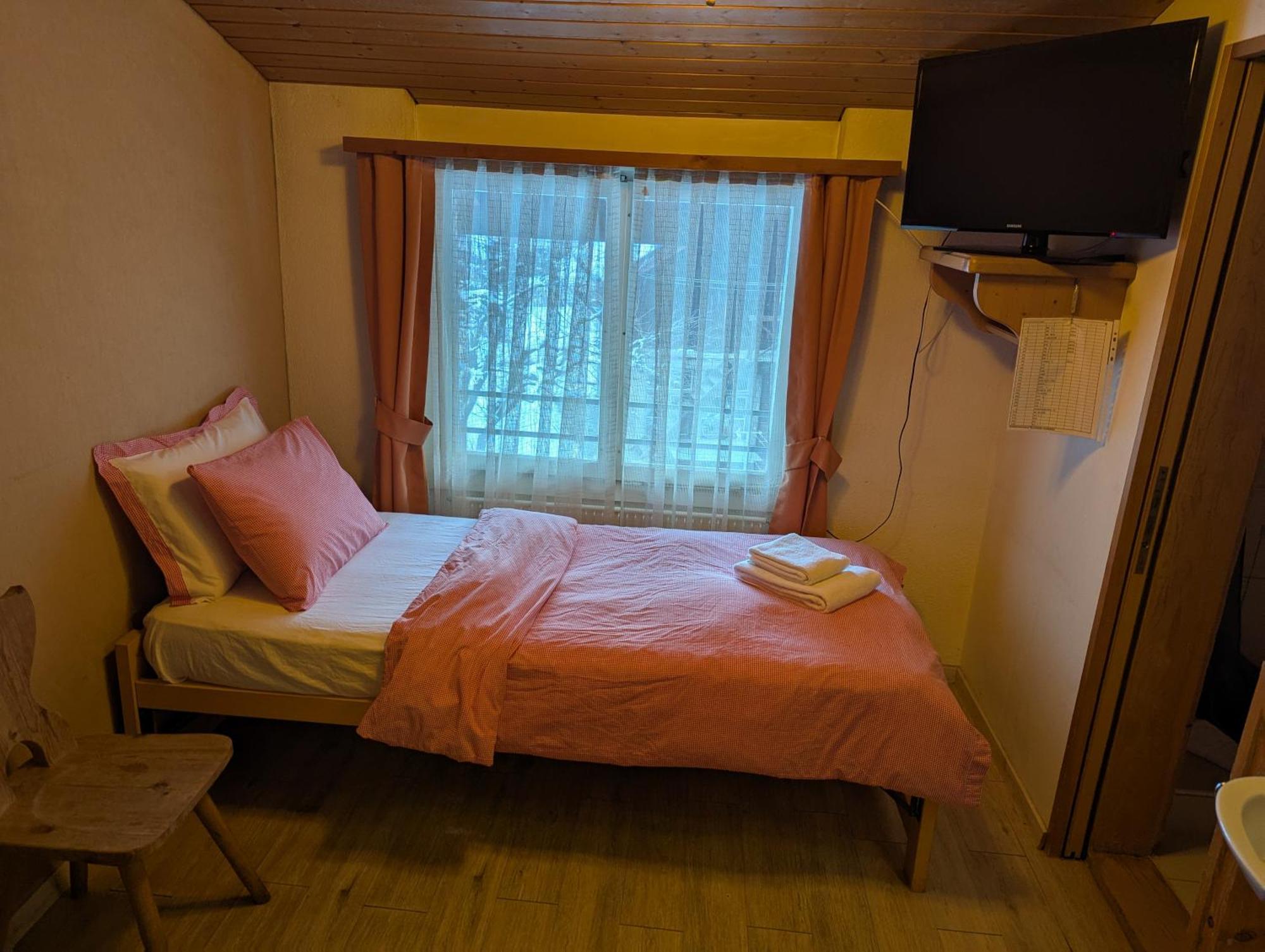 Economy Single Room