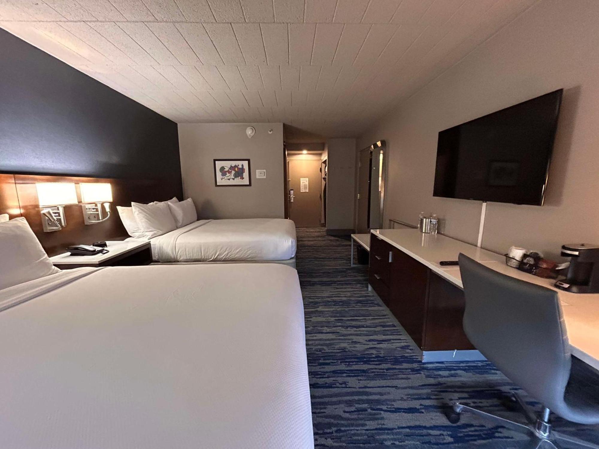 Queen Room with Two Queen Beds - Non-Smoking