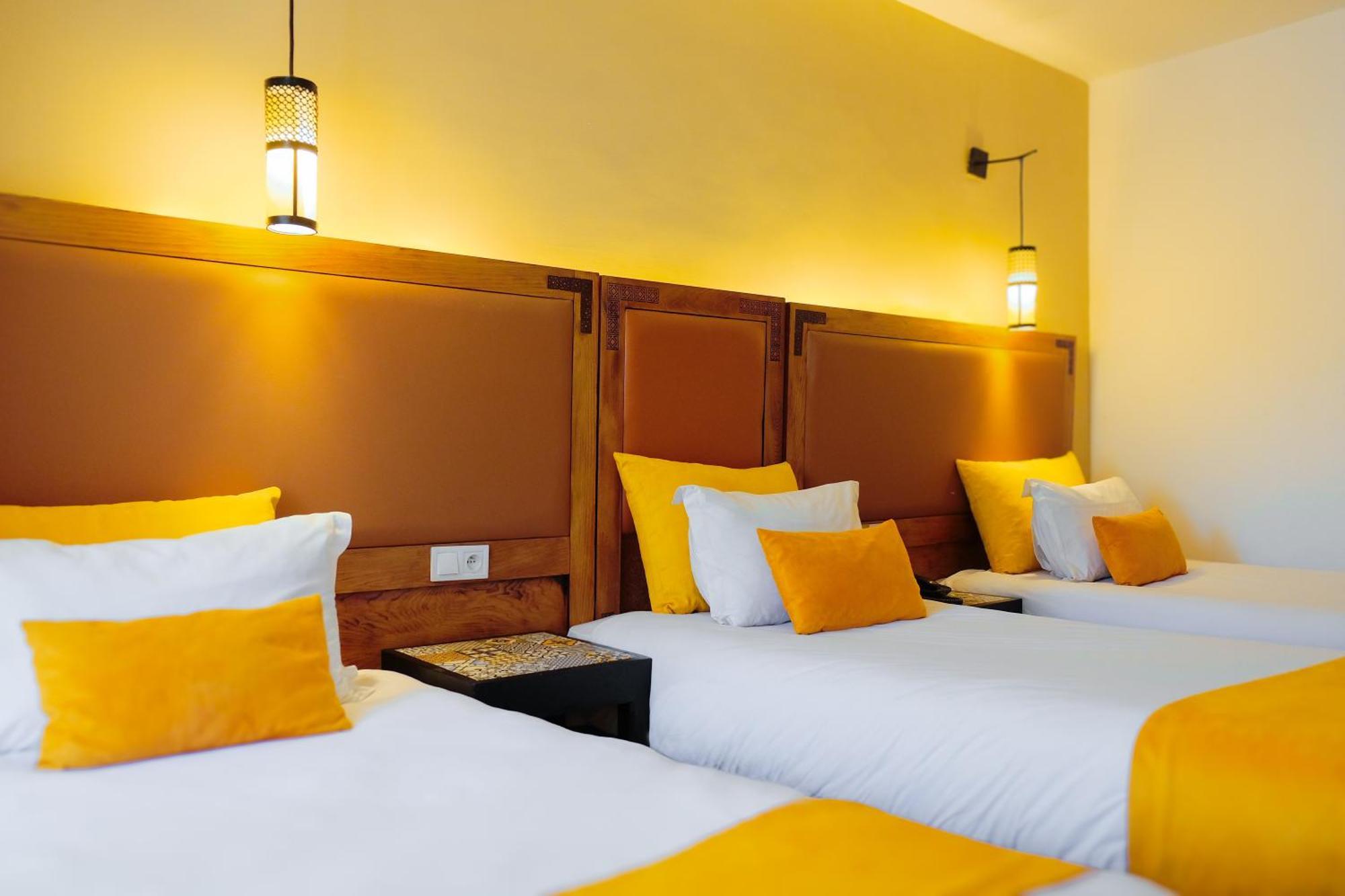 Triple Room,1639560532:JPEG