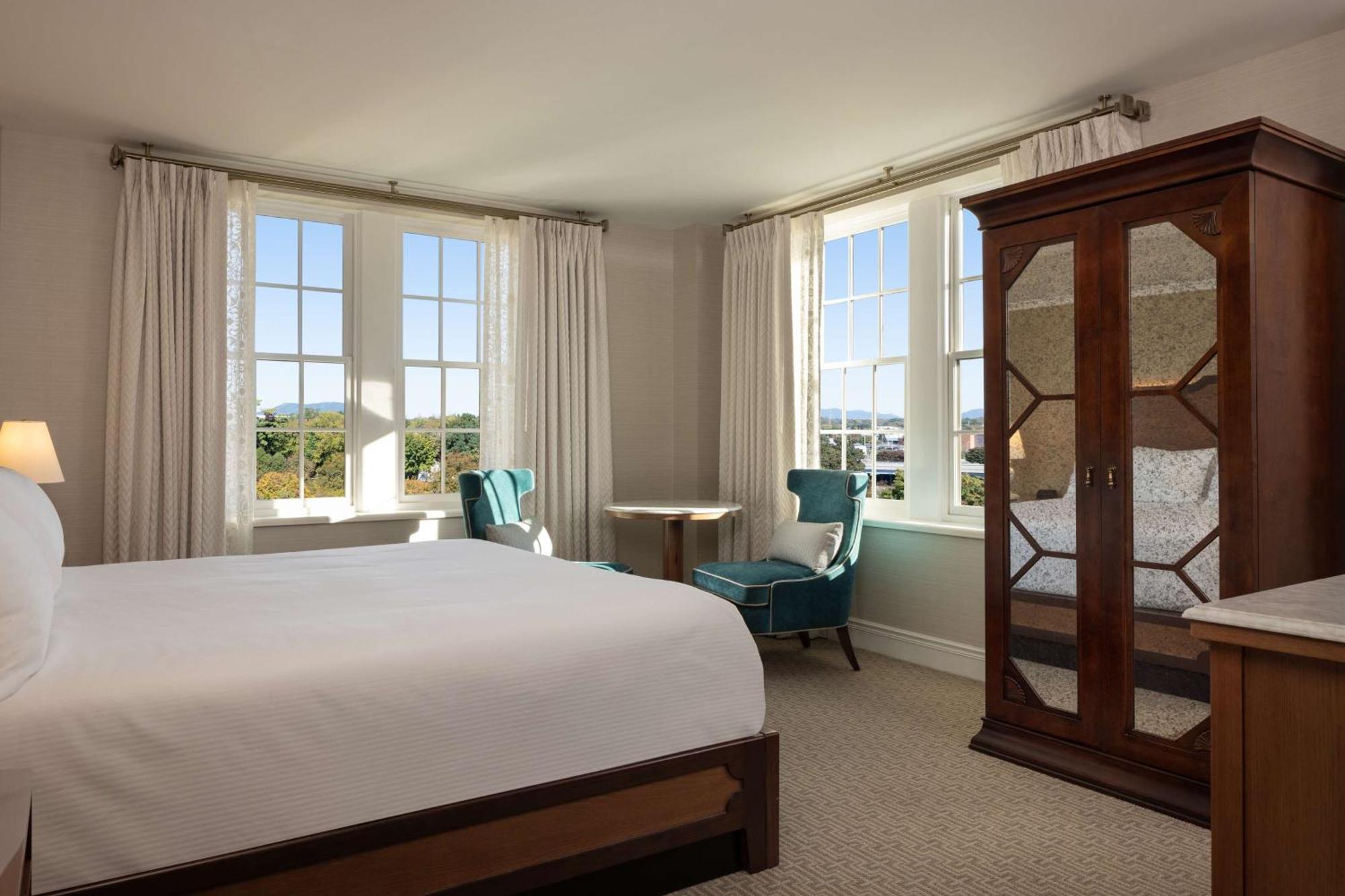 Two-Bedroom Executive Suite