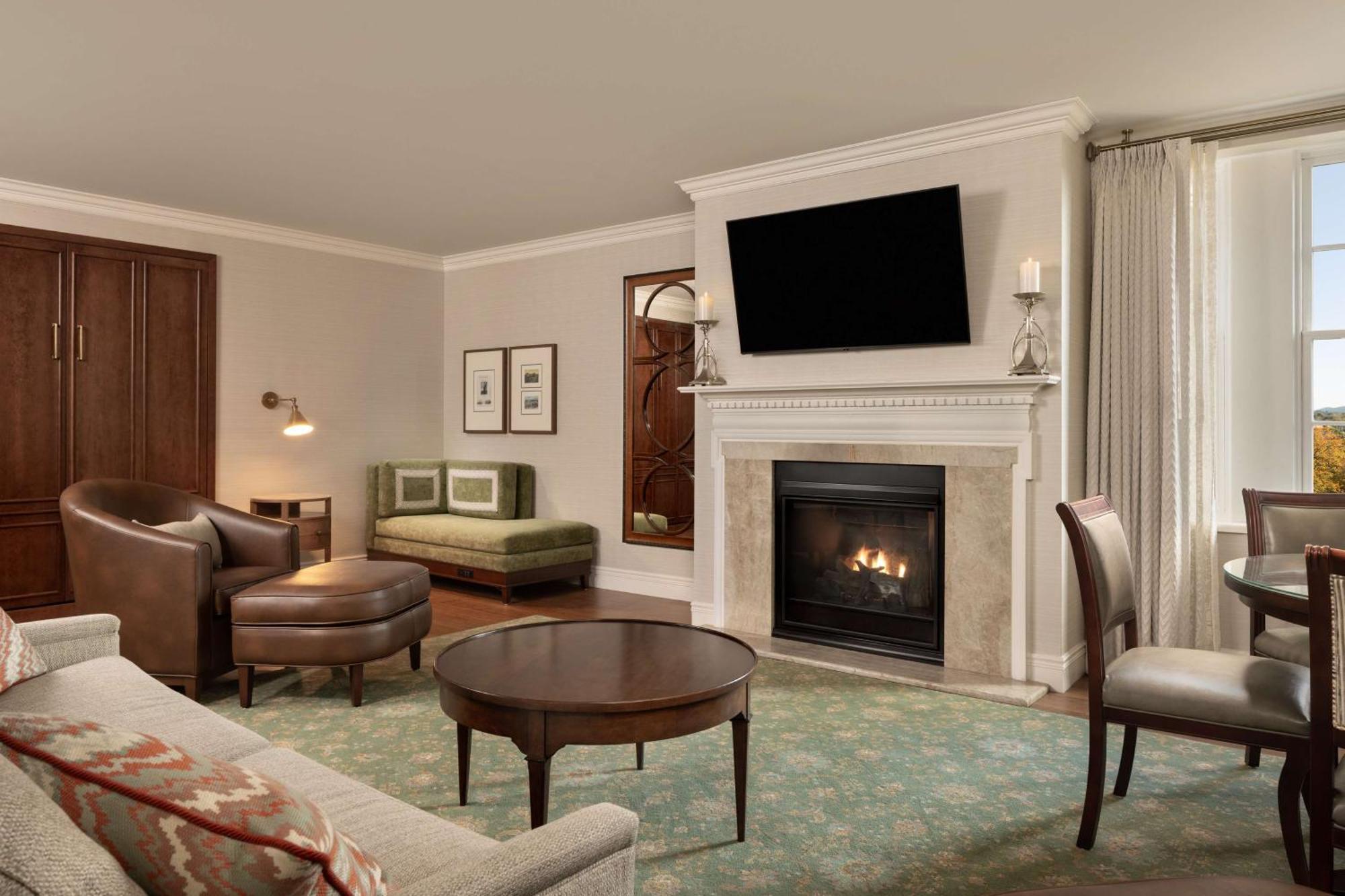 Two-Bedroom Executive Suite