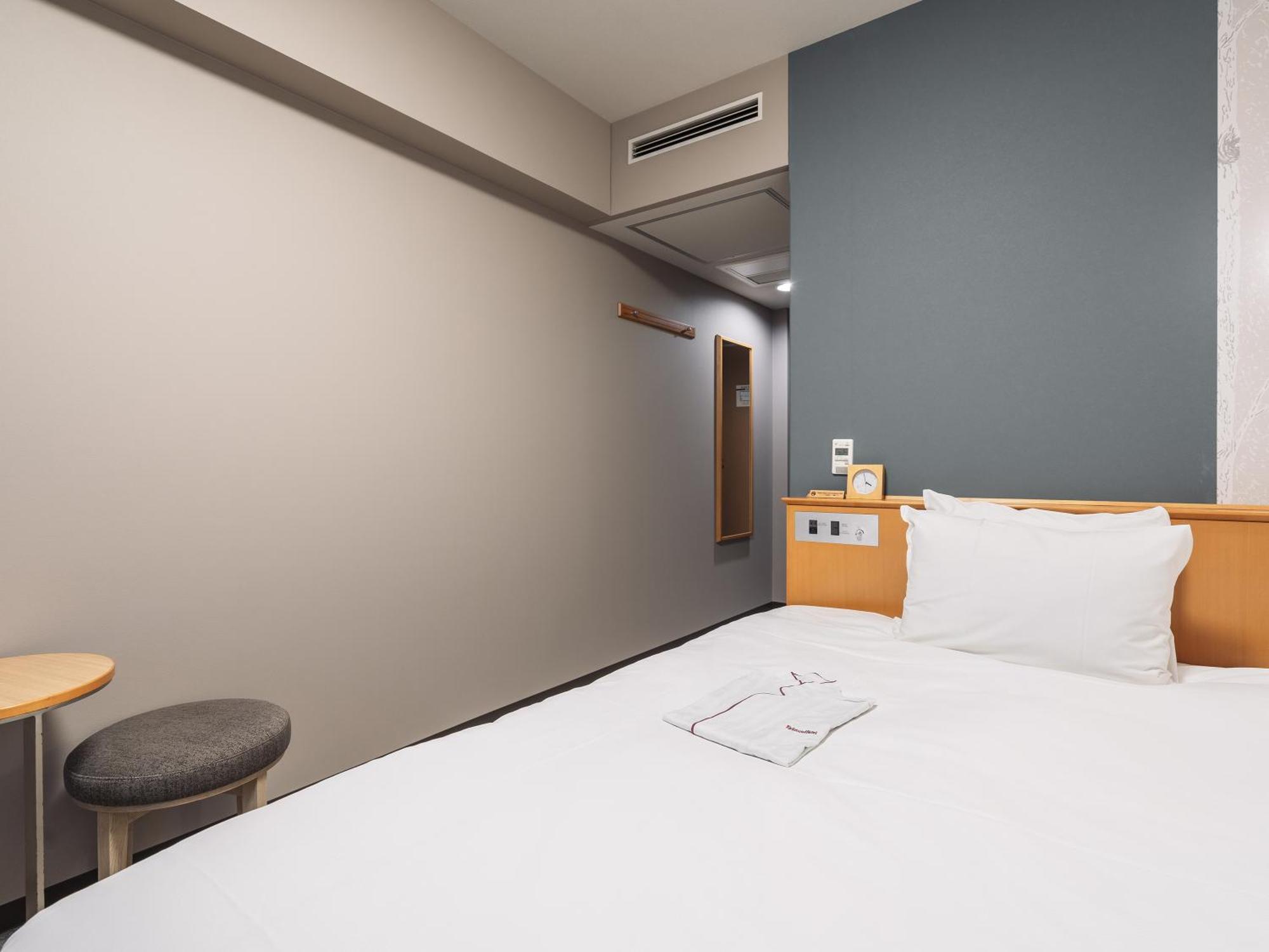 Single Room - Non-Smoking