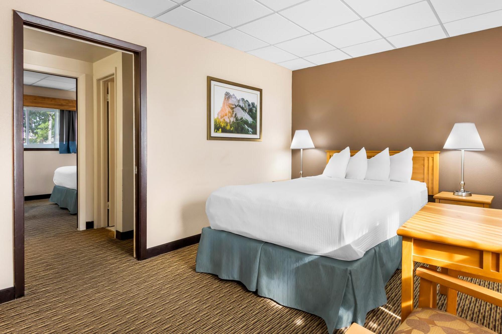 Two-Bedroom Queen Suite with Queen Beds - Second Floor/Non-Smoking
