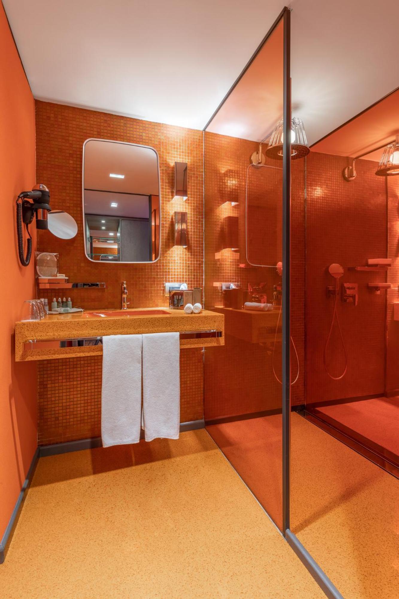 Standard Double Room- Smoking