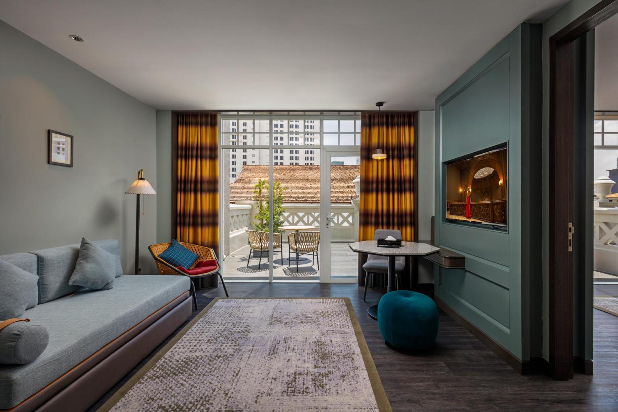Colonial Suite,1639667839:JPEG