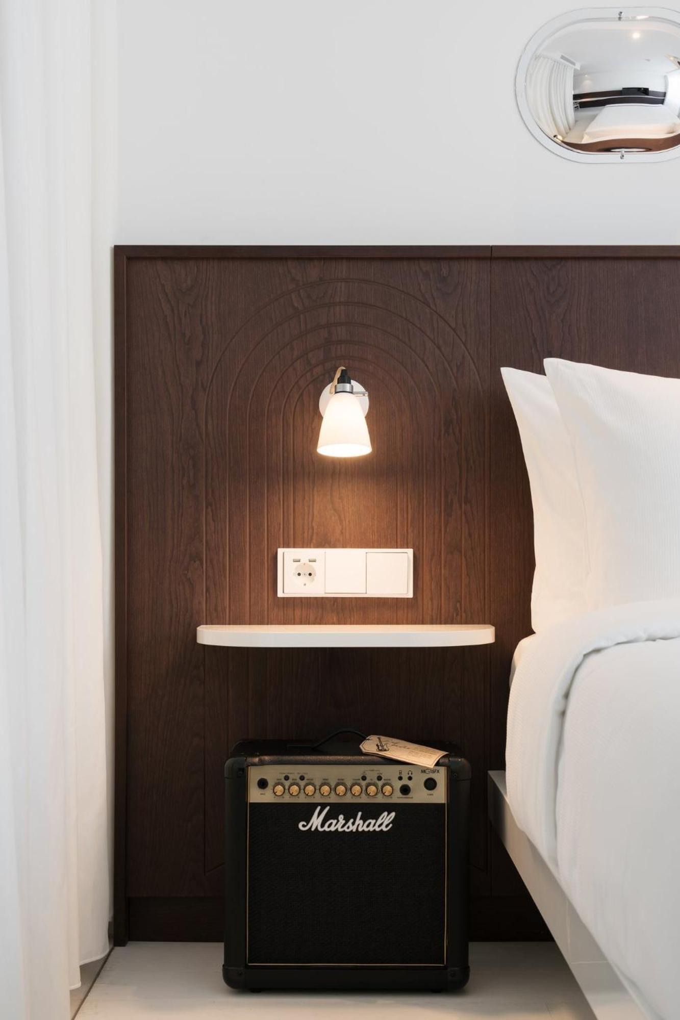 Lovely Room,1639723027:JPEG
