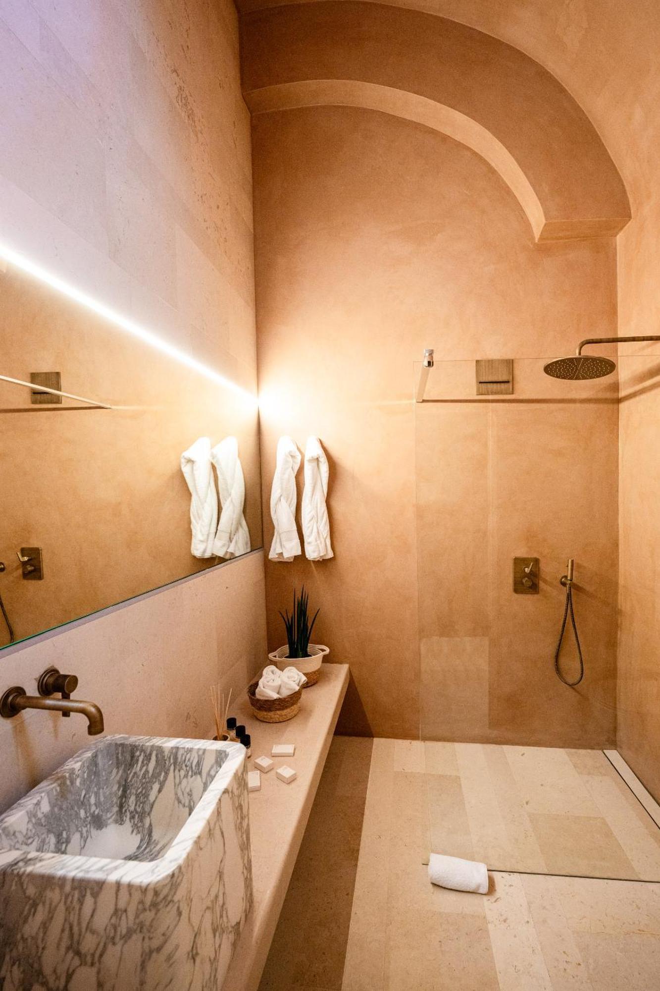 Deluxe Junior Suite