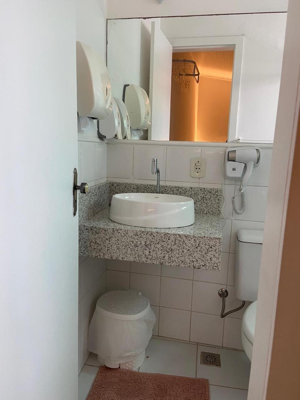 Quarto Individual Pequeno