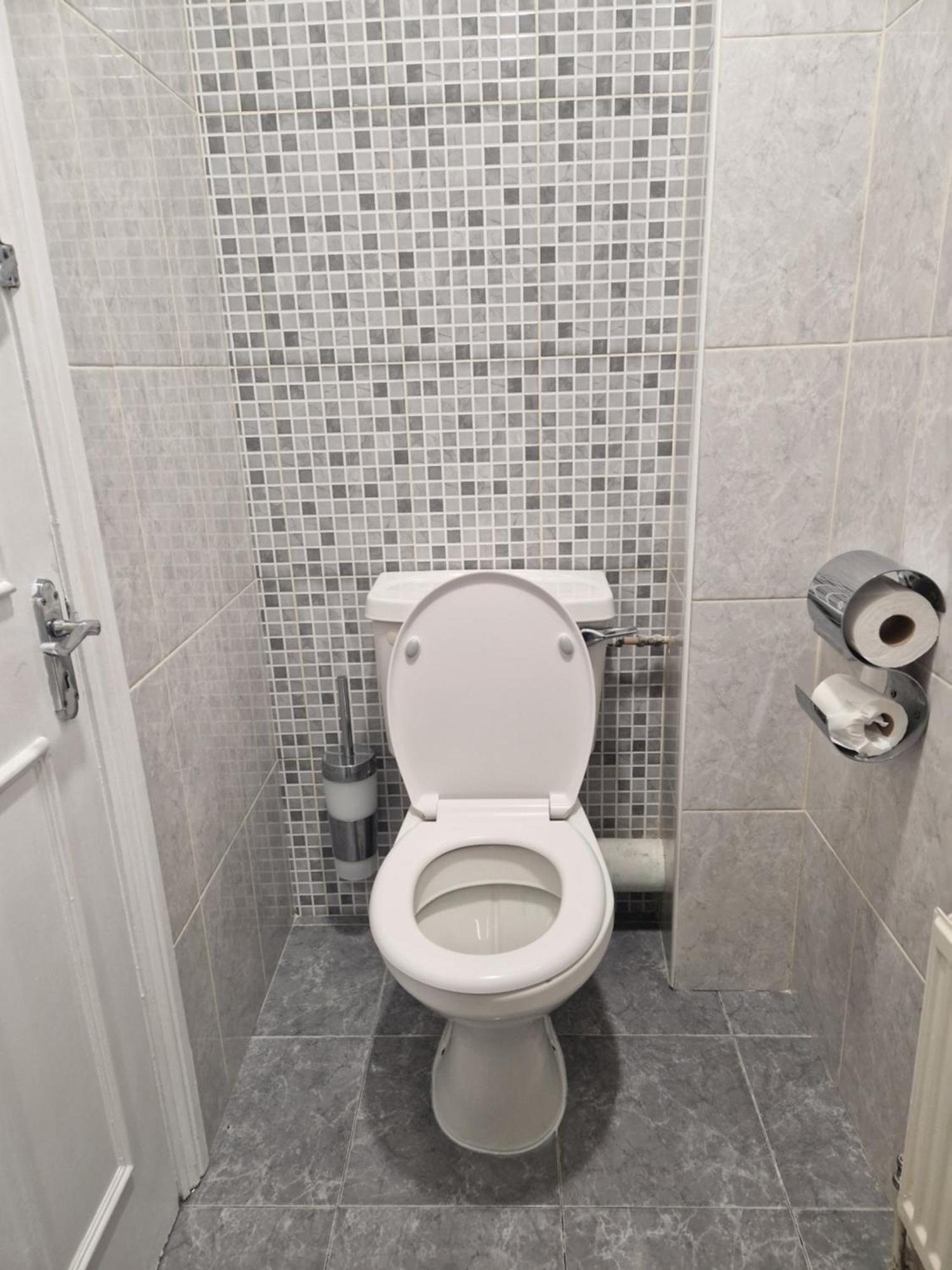 Budget Double Room,1381871684:JPEG