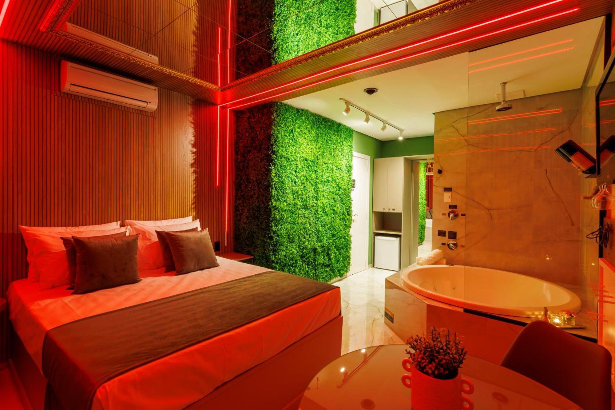 Quarto Duplo Deluxe com Banheira