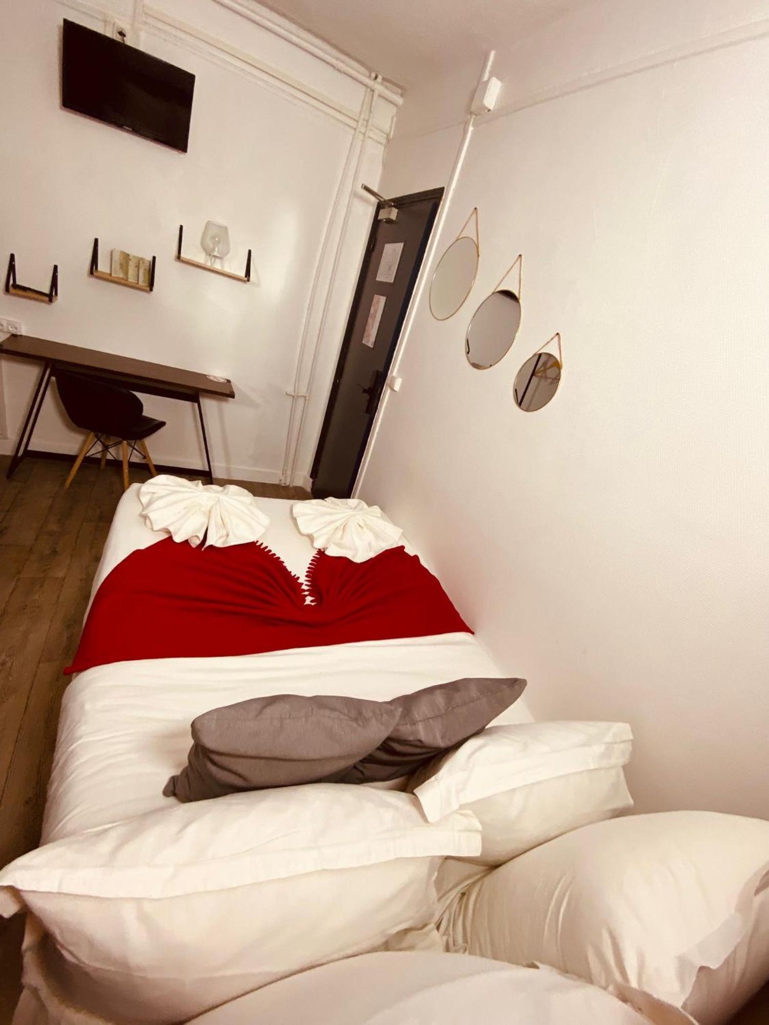 Double Room Shared Toilet