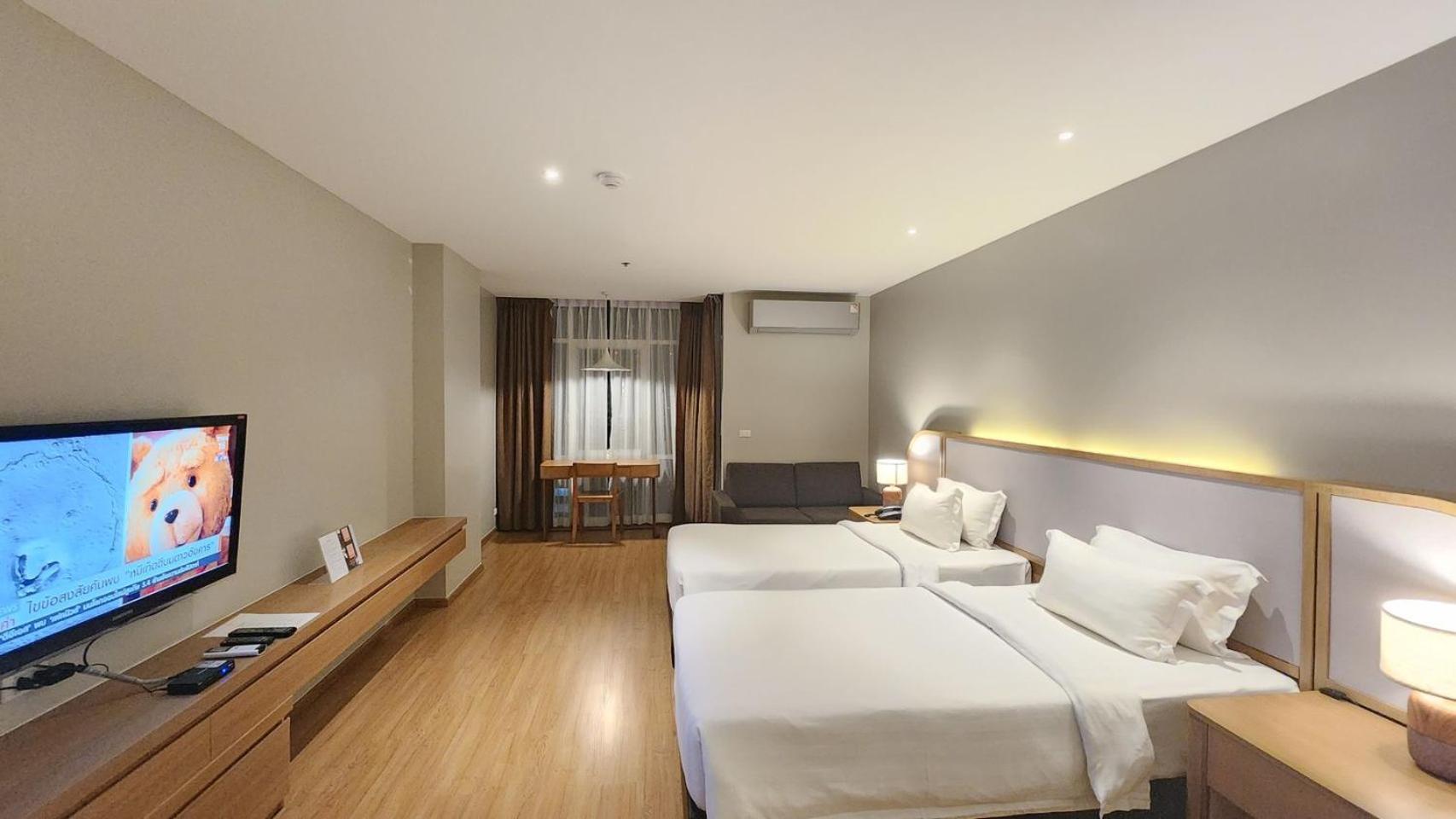 Deluxe Double or Twin Room,1641018503:JPEG
