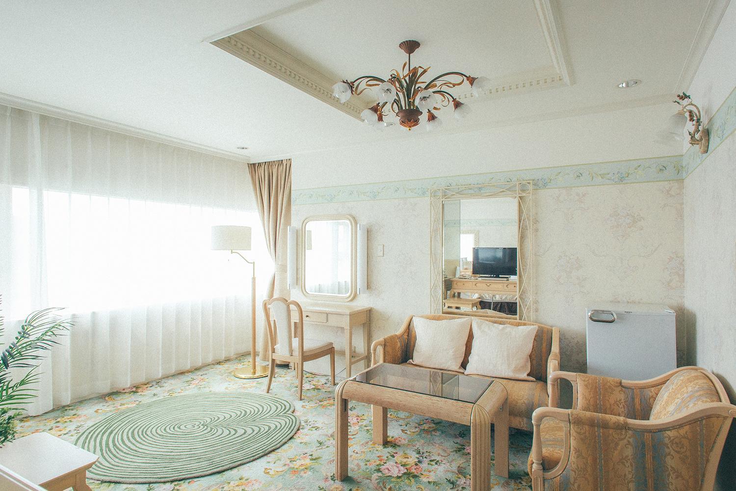 Premium Twin Room - Non-Smoking