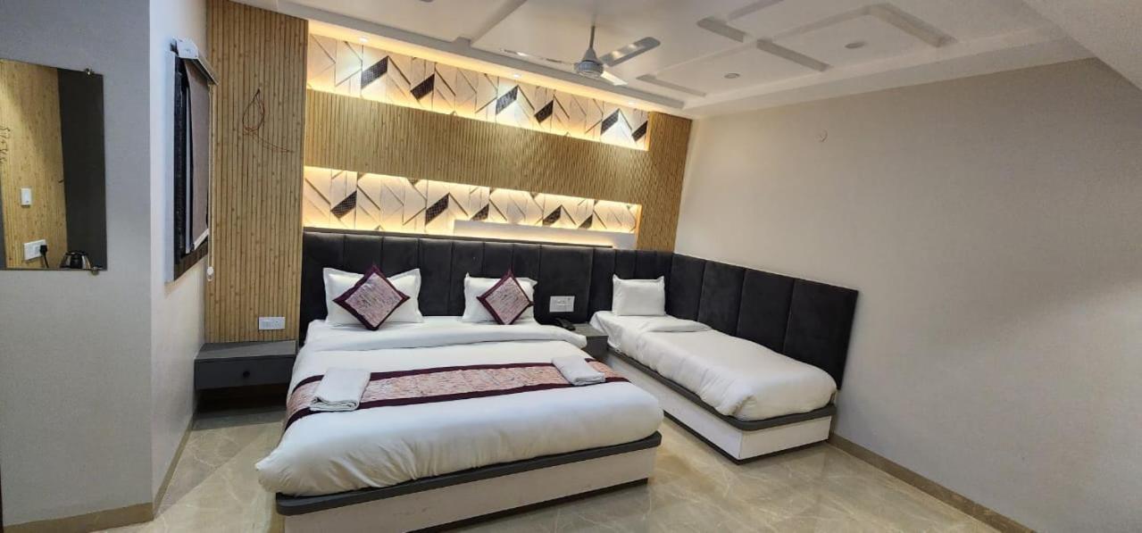 Superior Triple Room