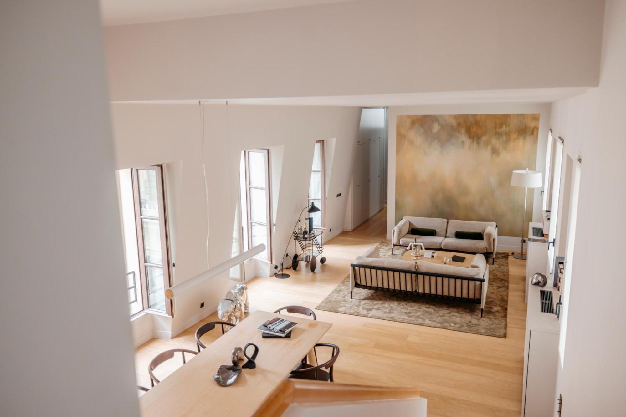 Three-Bedroom Deluxe Apartment