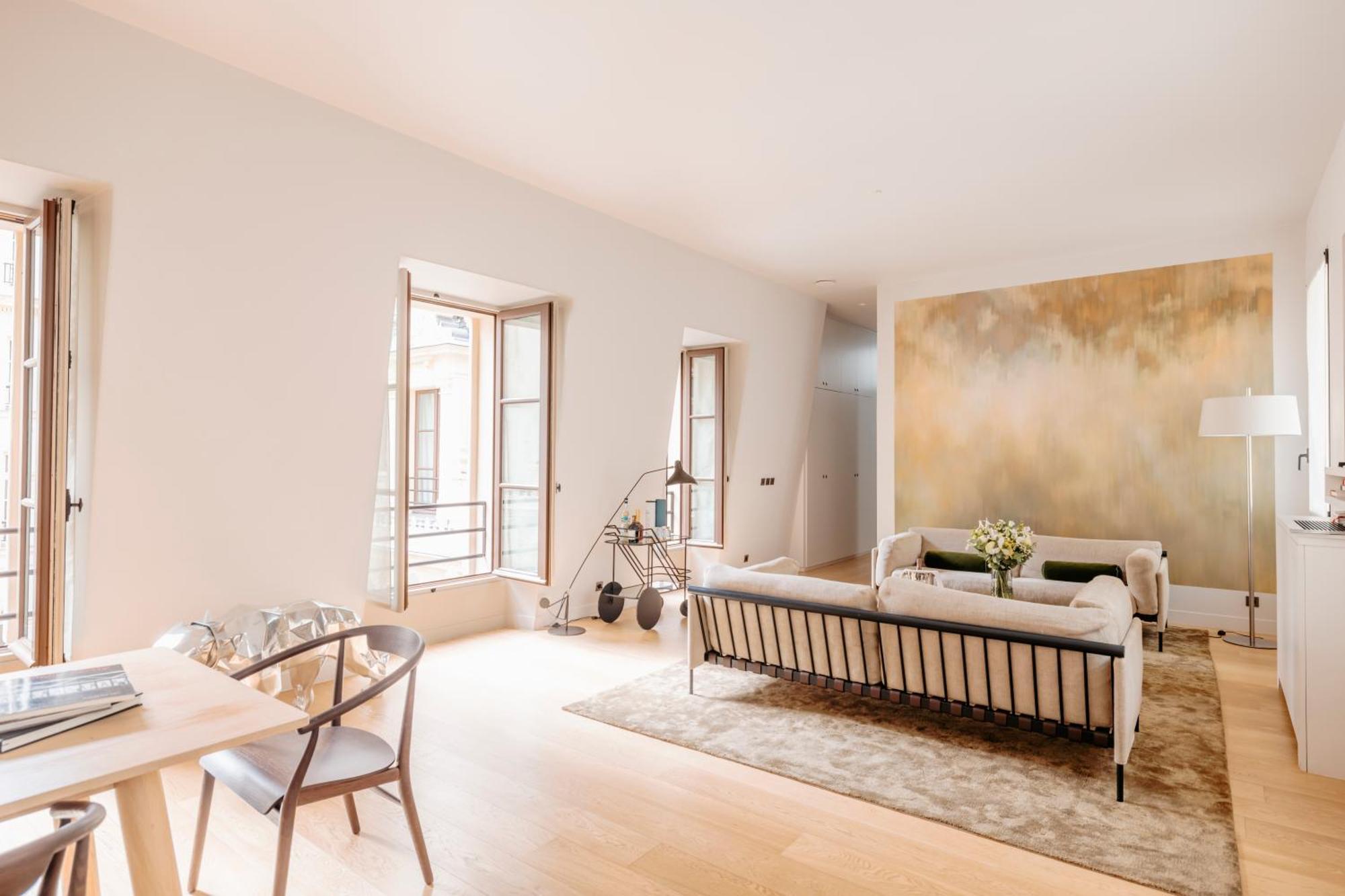 Three-Bedroom Deluxe Apartment