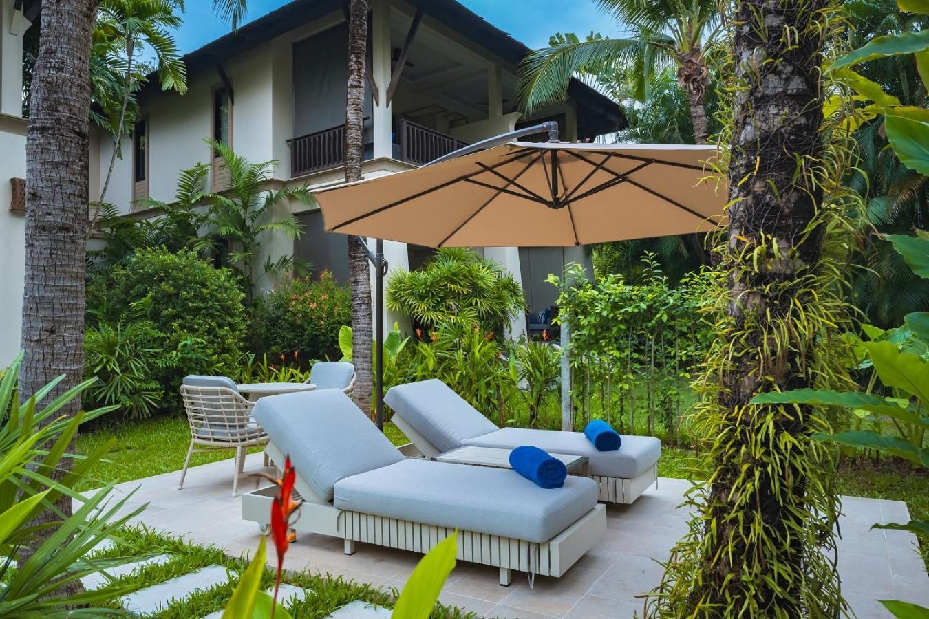 Deluxe Garden Pavilion Twin Room Lower Floor Airport Shuttle