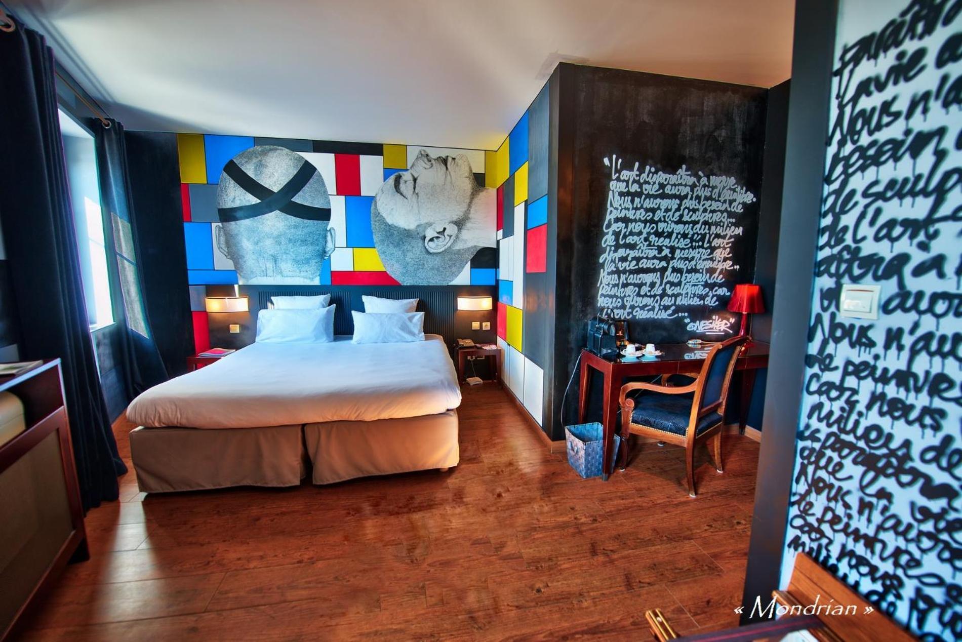 Deluxe Double or Twin Room