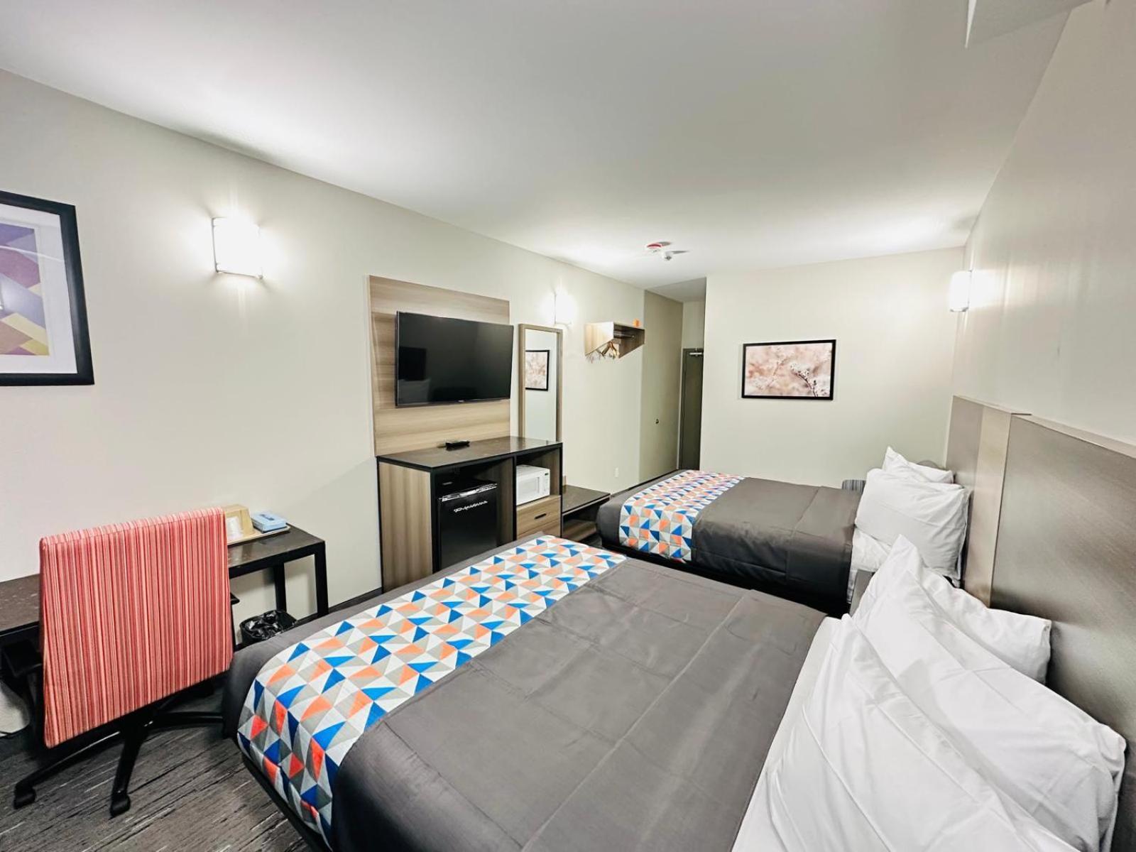 Superior Room, 3 Queen Beds