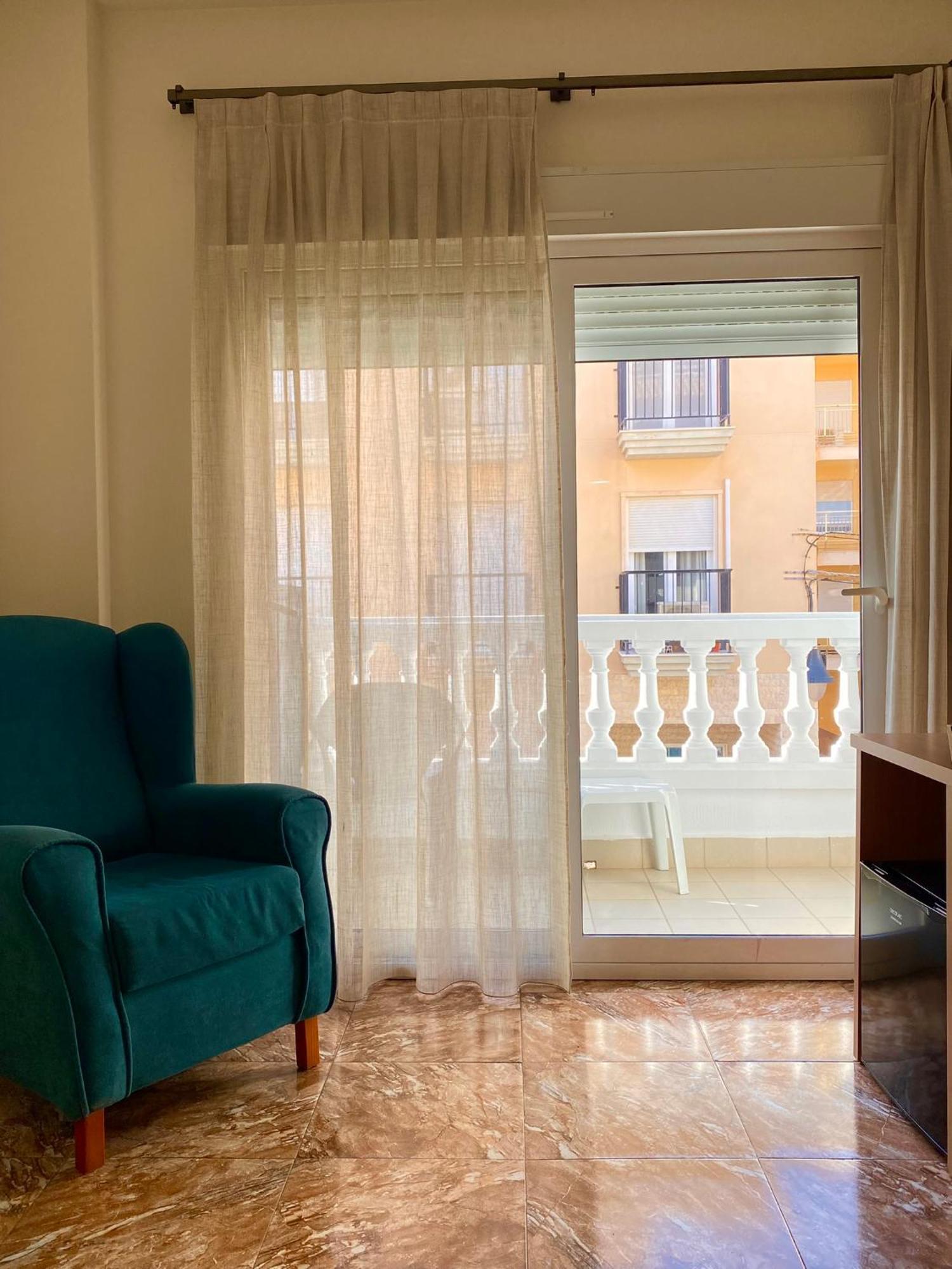 Standard Twin Room with Balcony