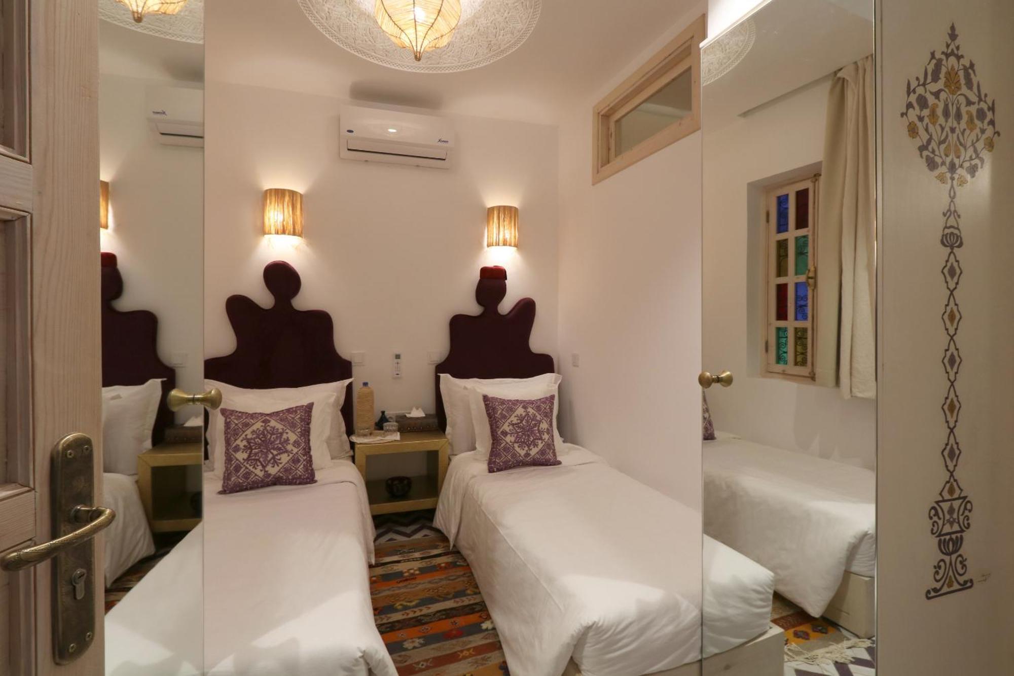 Small Twin Room,1642384739:JPEG