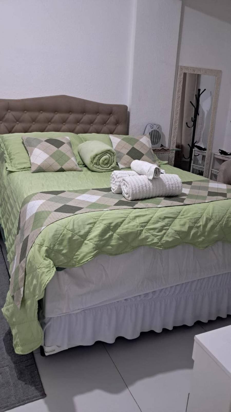 Apartamento de 1 Quarto com Vista da Cidade