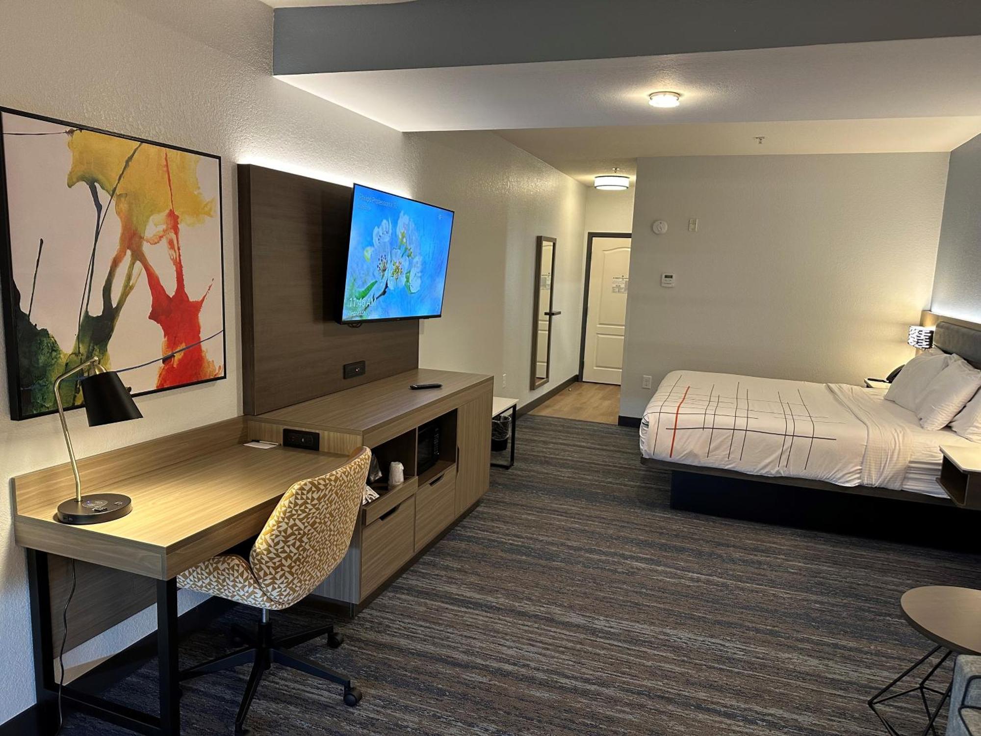 Executive King Room