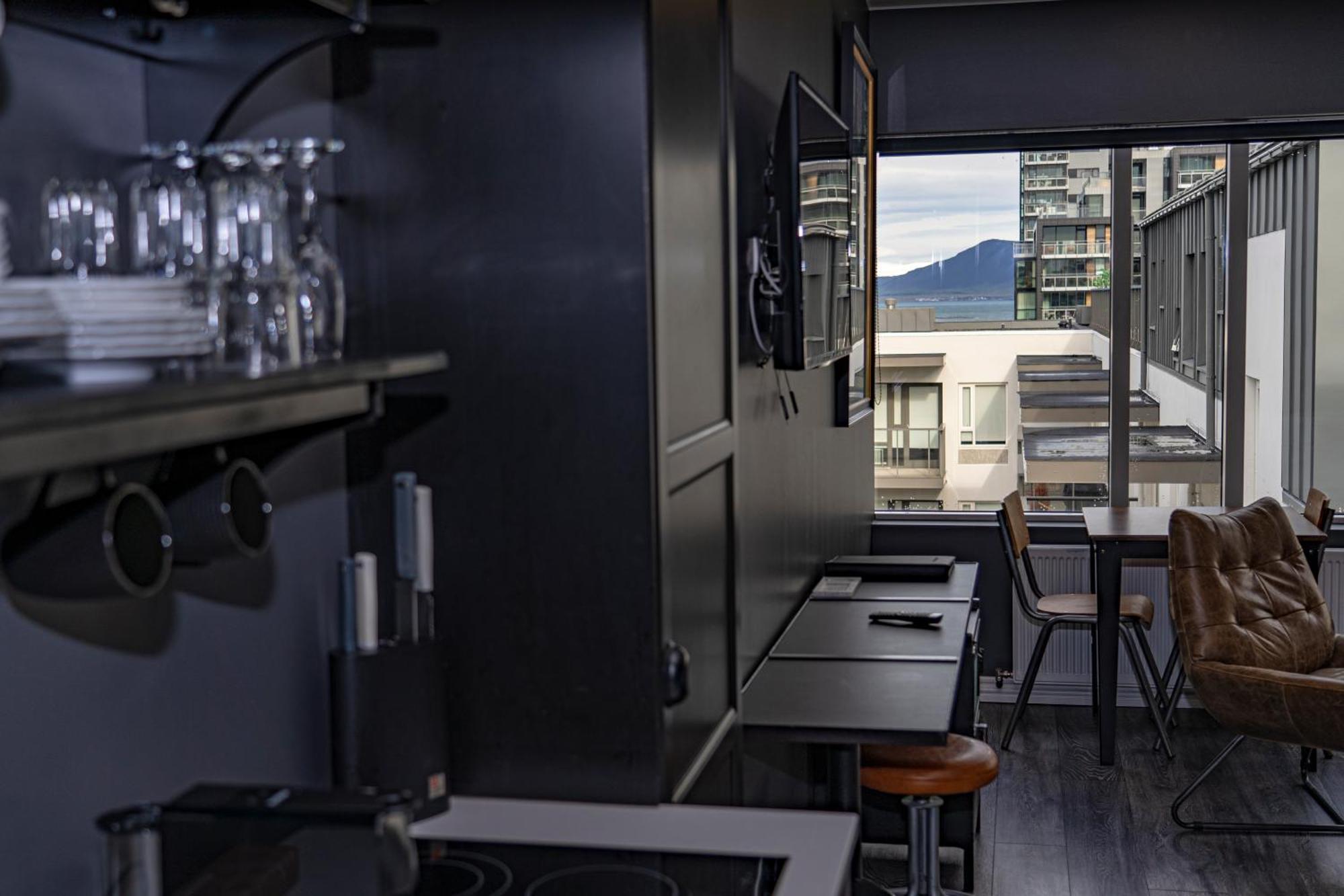 Penthouse Studio